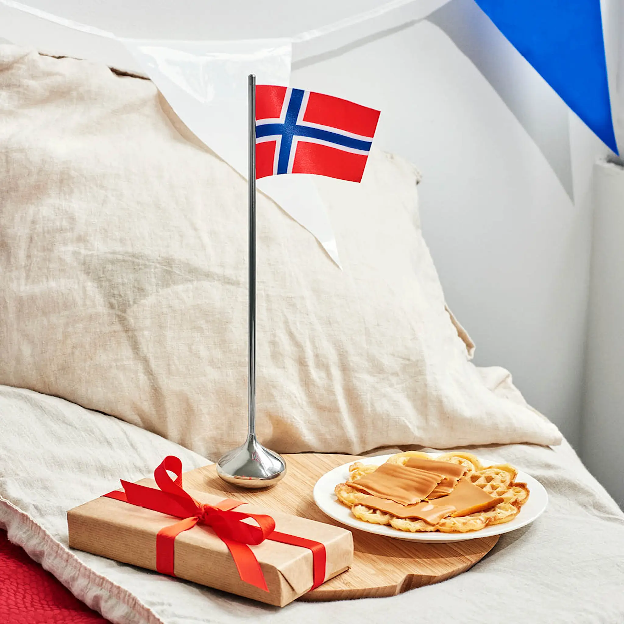 Rosendahl Ro Bordsflagga Norsk H35 cm Silverfärgad