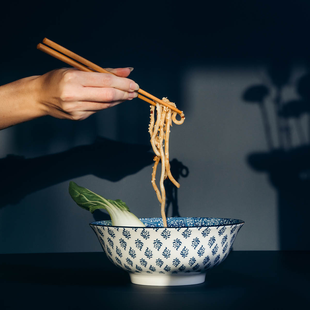 Stiernholm Sakura skål 21 cm 1,2L blå/hvit