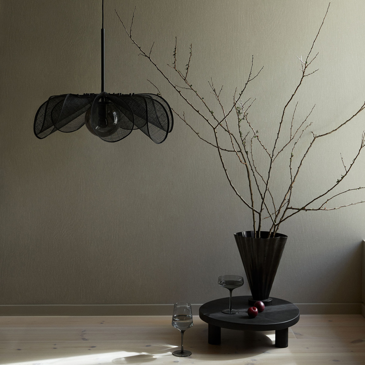 Markslöjd Styrka taklampa 63 cm svart