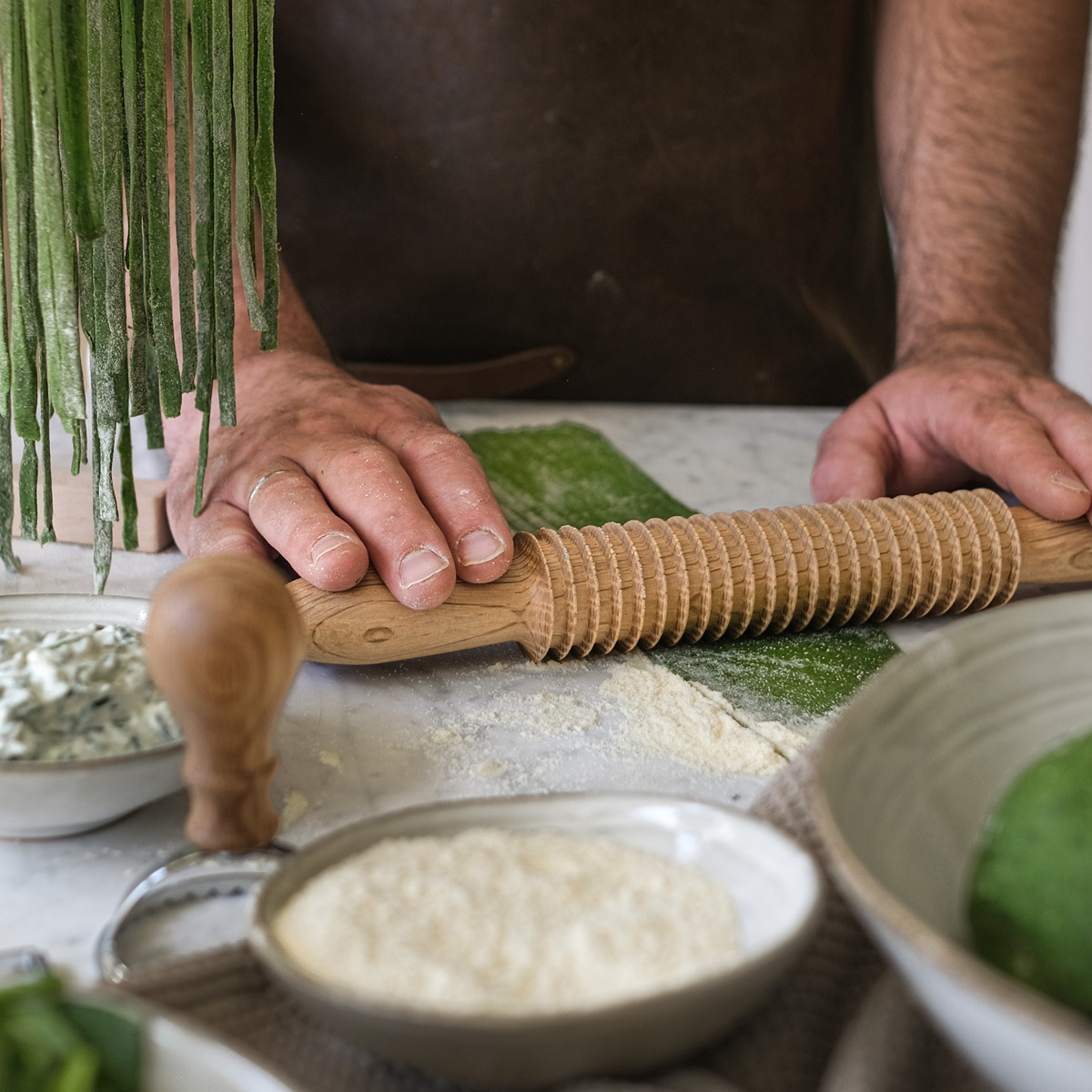 Modern House Pasta La Vista pastaskärare 32 cm natur