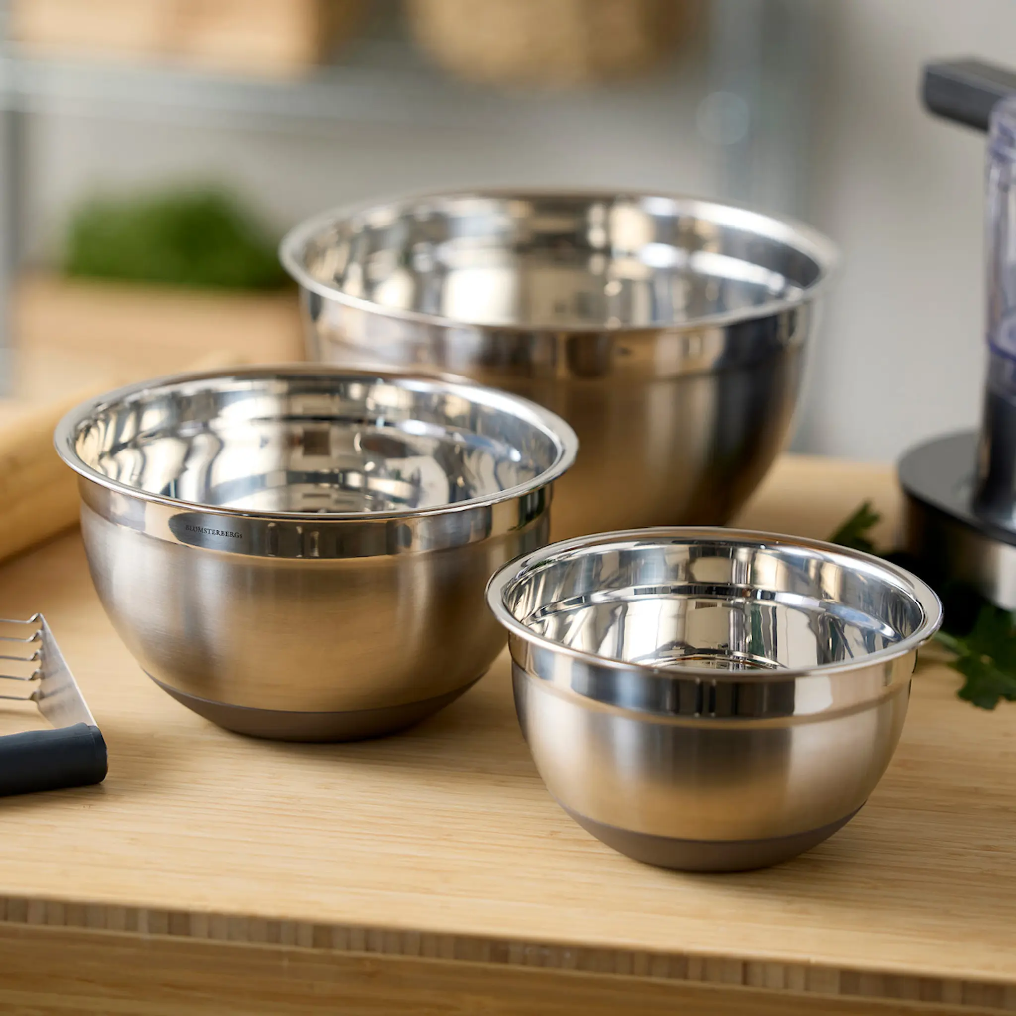 Blomsterberg Rostfri skål med silikonbotten 5 L latte