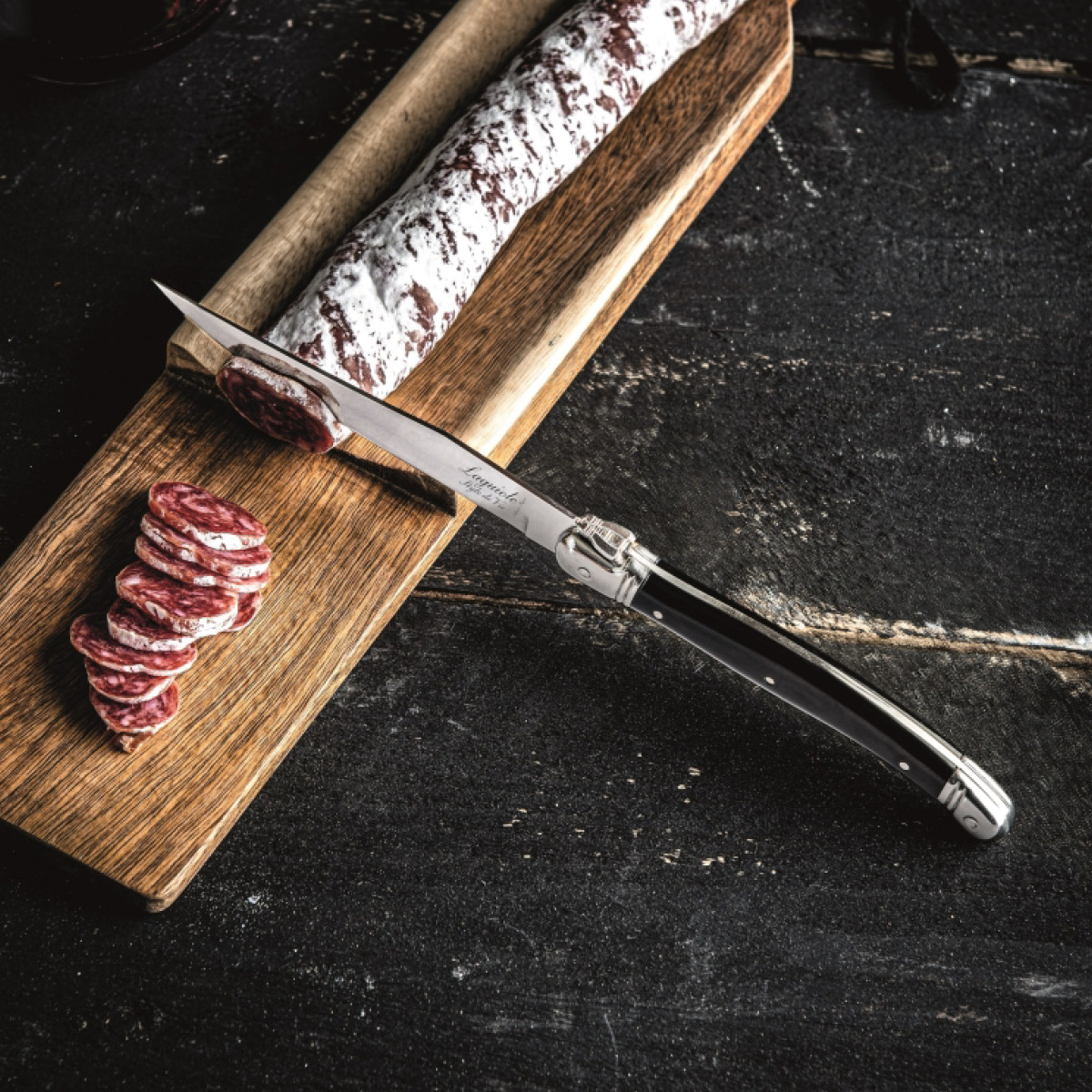 Laguiole Style de Vie Skjærebrett med kniv for pølse