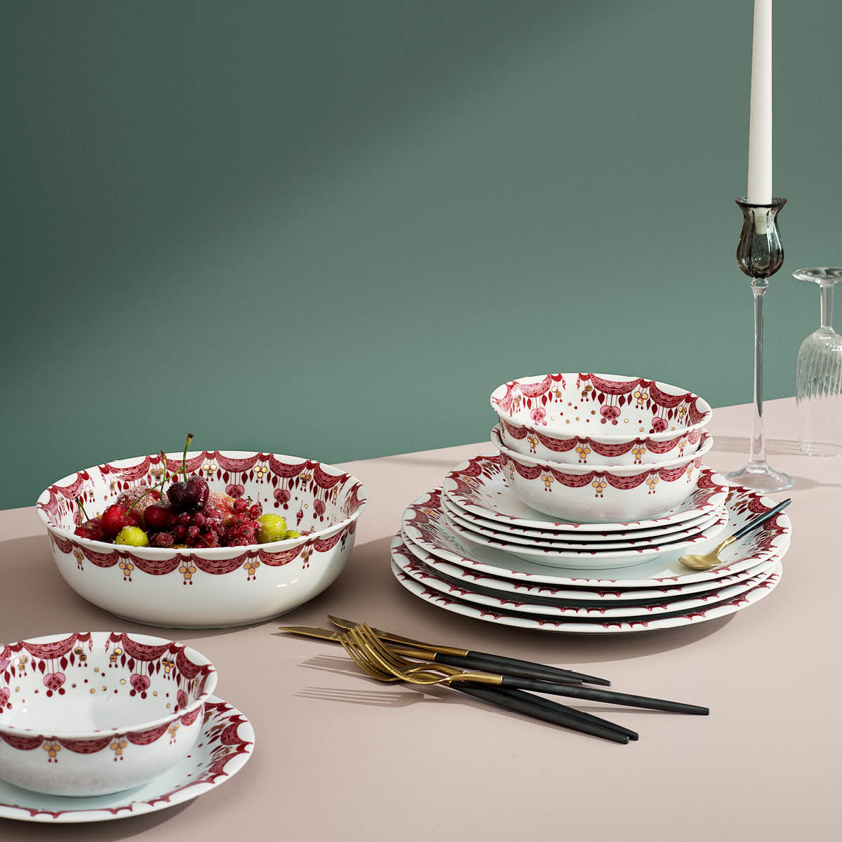 Bjørn Wiinblad Guirlande tallerken 28 cm