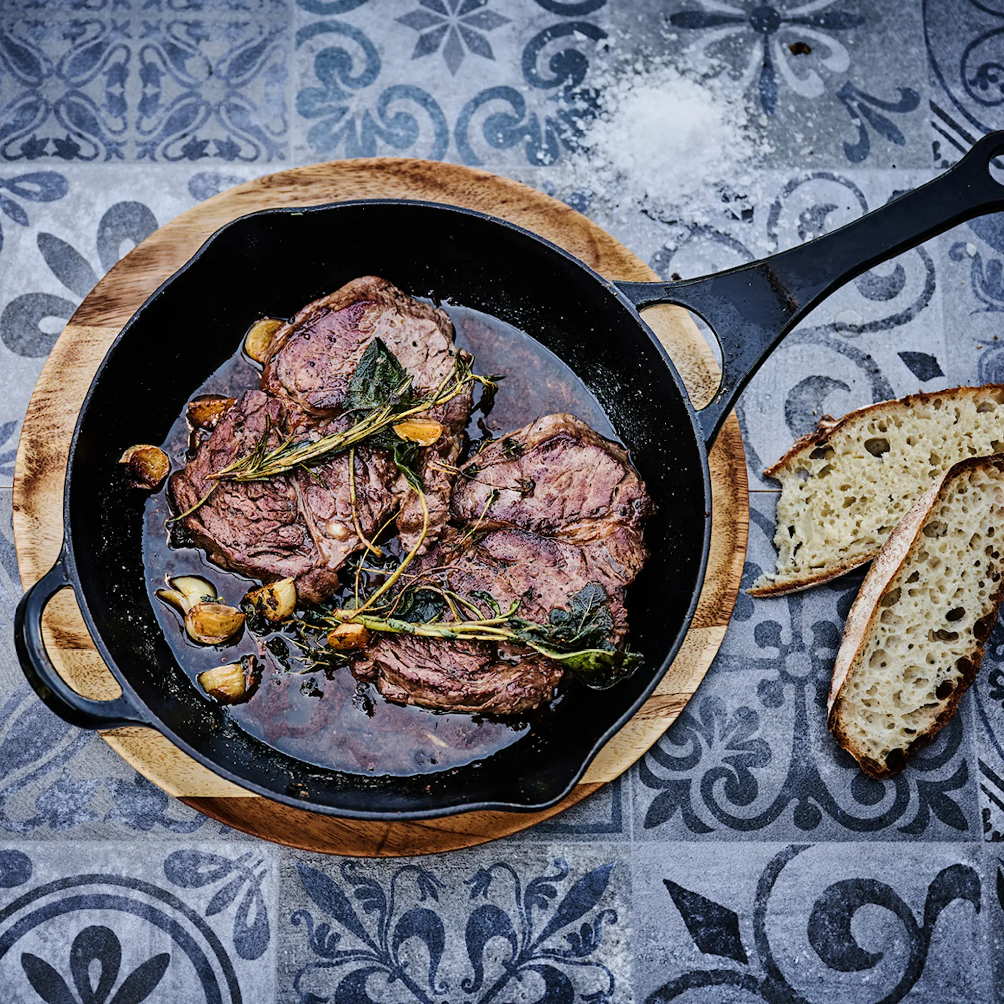 Sabor Sabor Valurautapannu 26 cm Musta