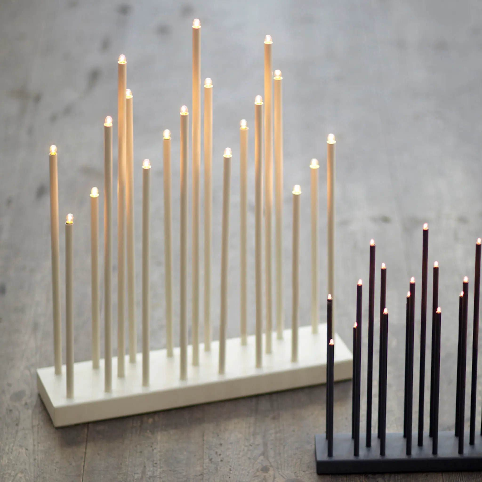 Smak Design Elflugan Ljusstake Grande 50x12,5 cm Offwhite