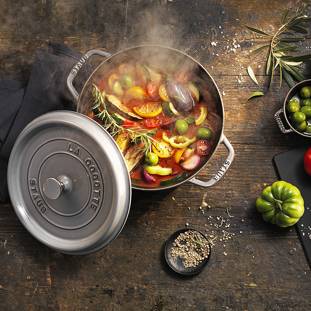 Staub Valurautapata 3,8 L Harmaa