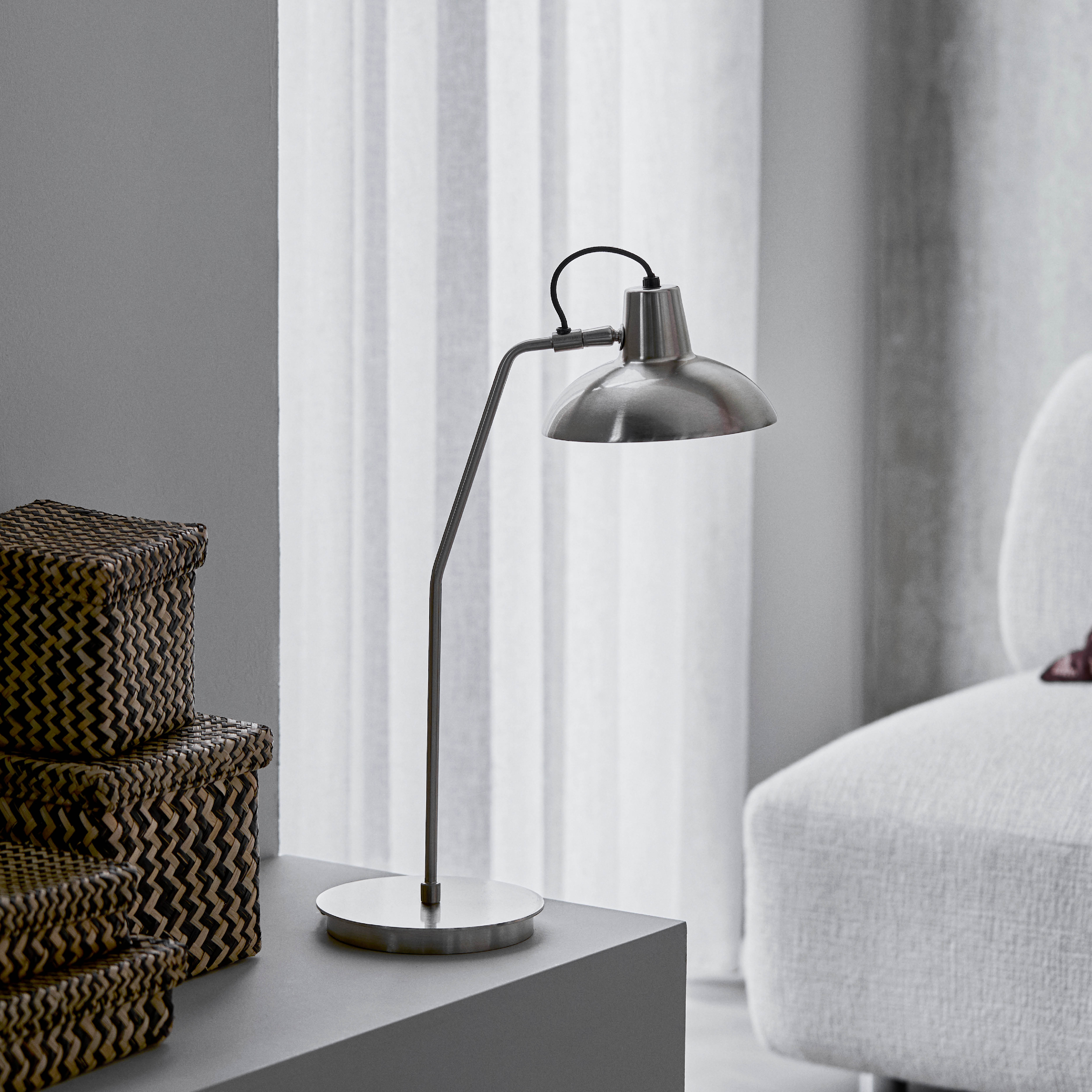 House Doctor Desk bordslampa 50 cm borstad silverfinish