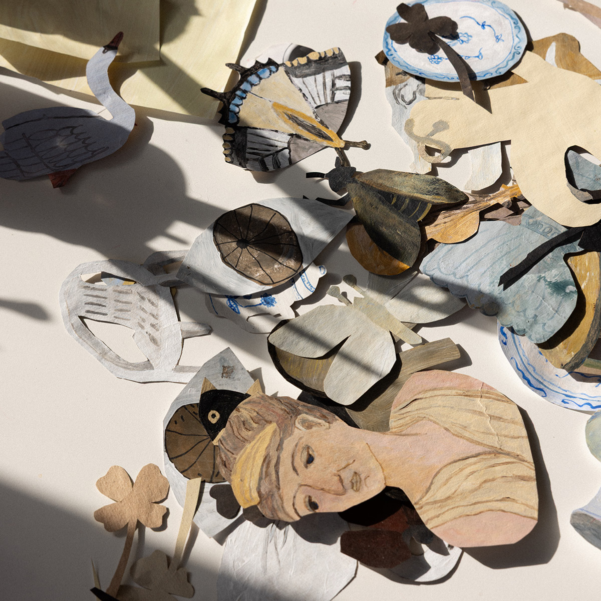 Åry Cervera x Emilia Ilke bricka 36x28 cm Ltd beige