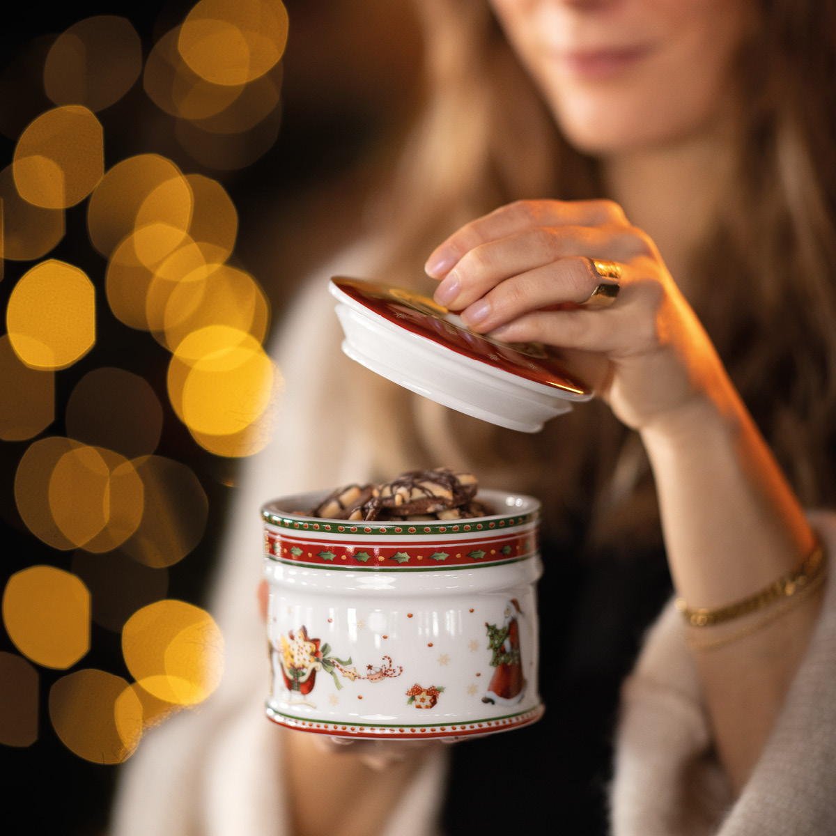 Villeroy & Boch Winter Bakery Delight kakbox liten 420 ml röd/multi