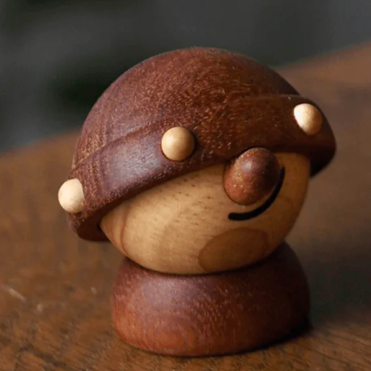 FableWood Puufiguuri Viikinki Harald 5 cm Kumipuu/Sapele