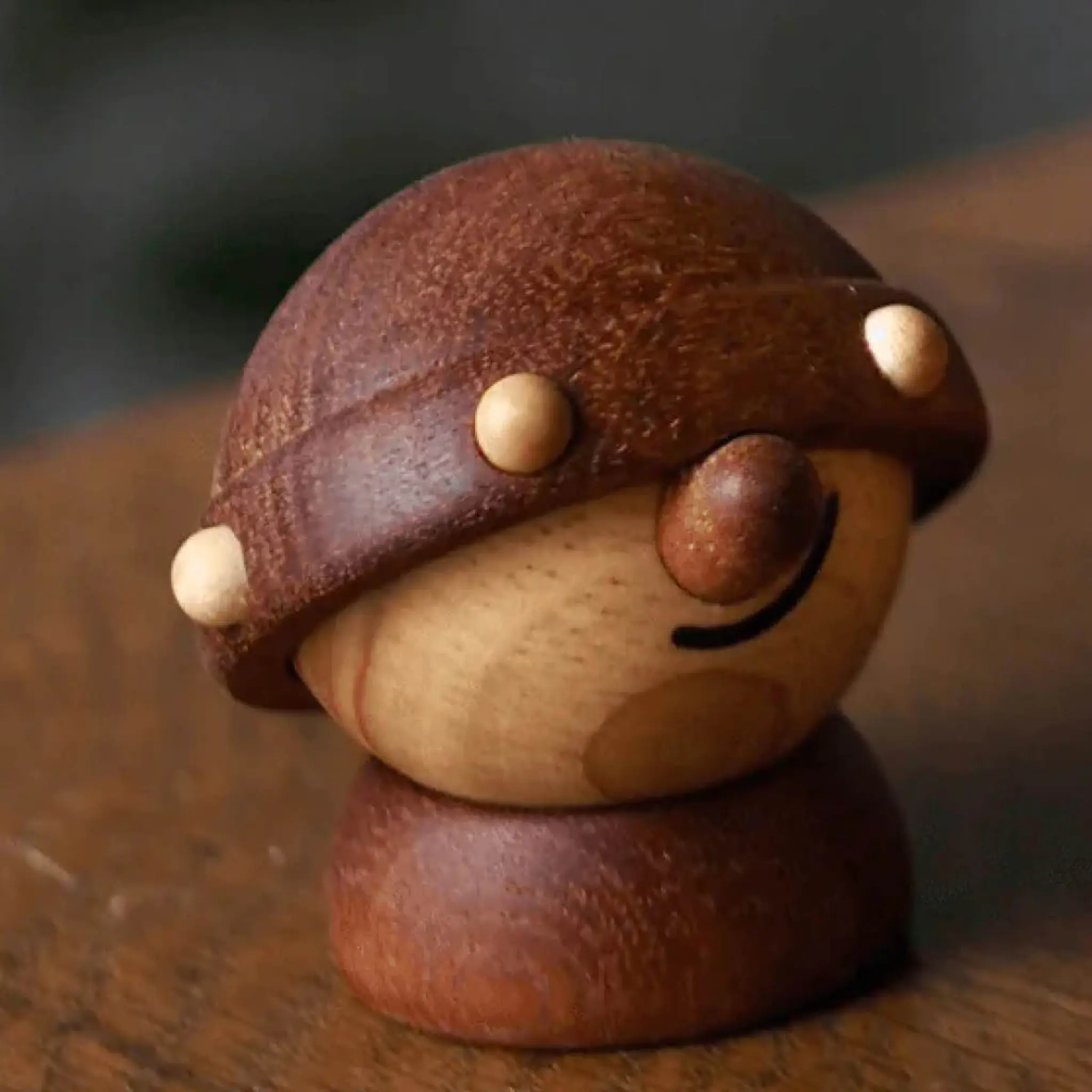 FableWood Puufiguuri Viikinki Harald 5 cm Kumipuu/Sapele