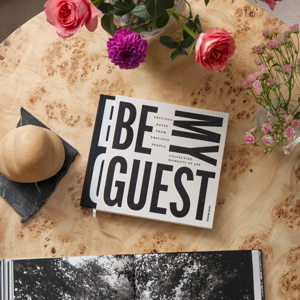 Printworks Gästbok 23,4x23,7 cm svart/vit