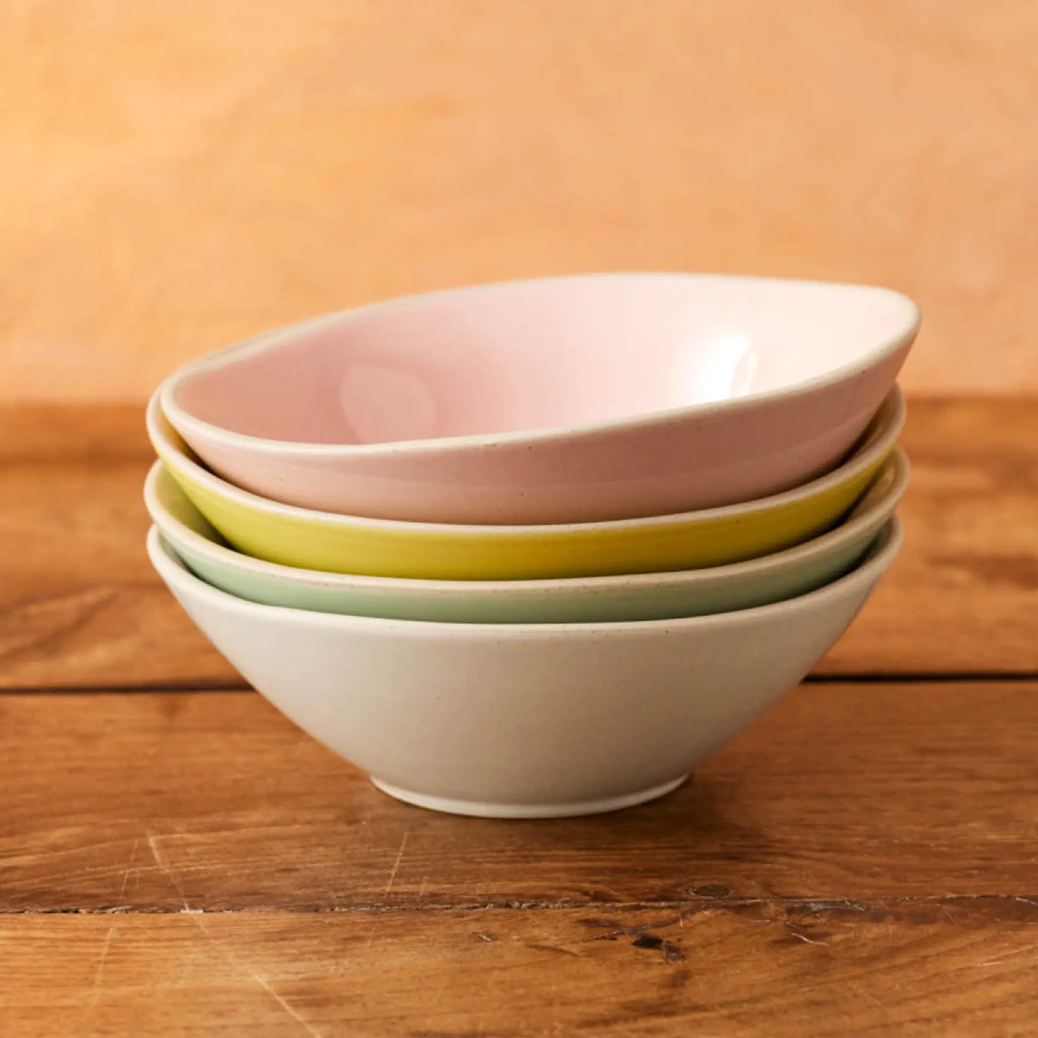 Jamie Oliver Big Love skål 13,5 cm 4-pack rosa/vit/grön/gul