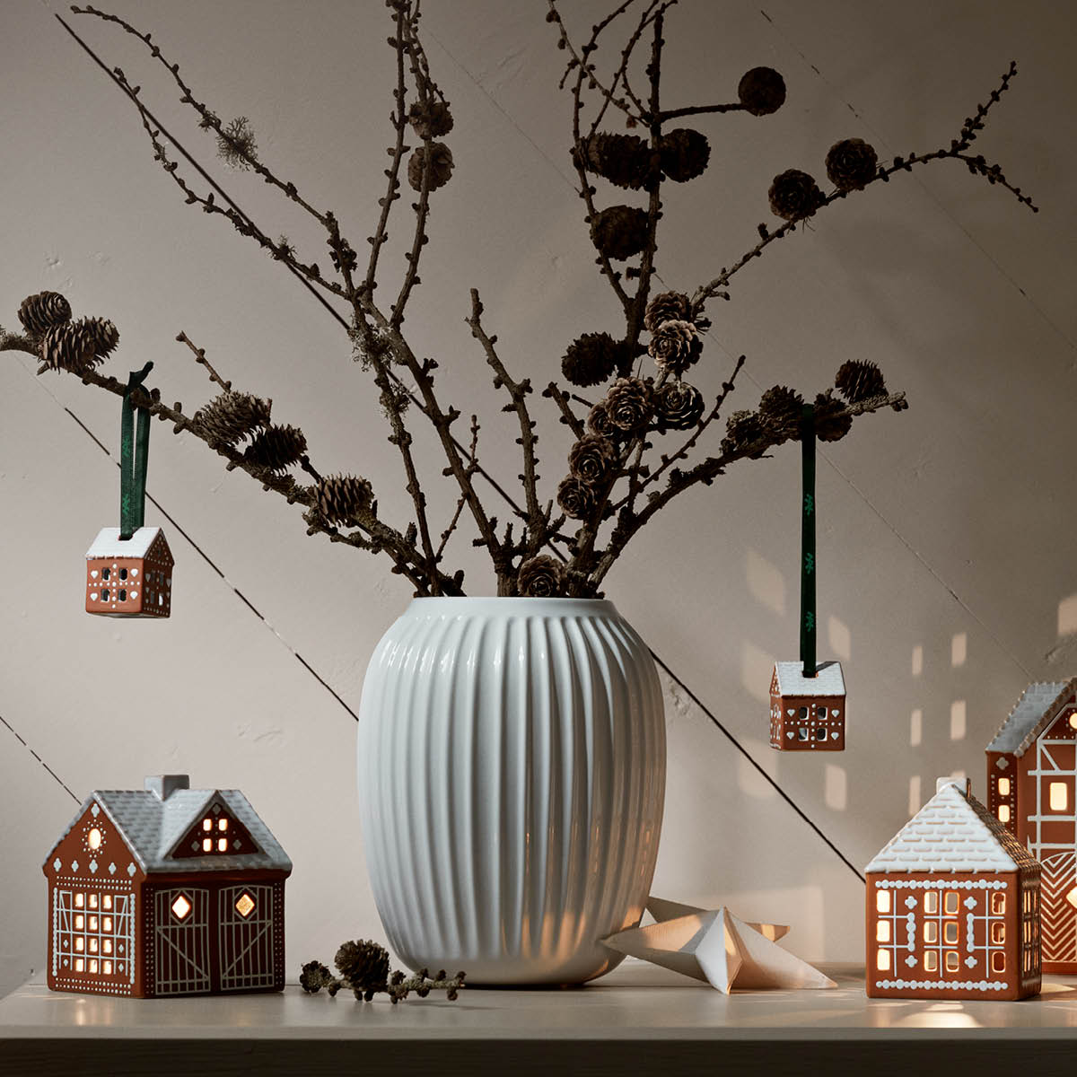 Kähler Gingerbread juleoppheng 5x4 cm 2 stk brun