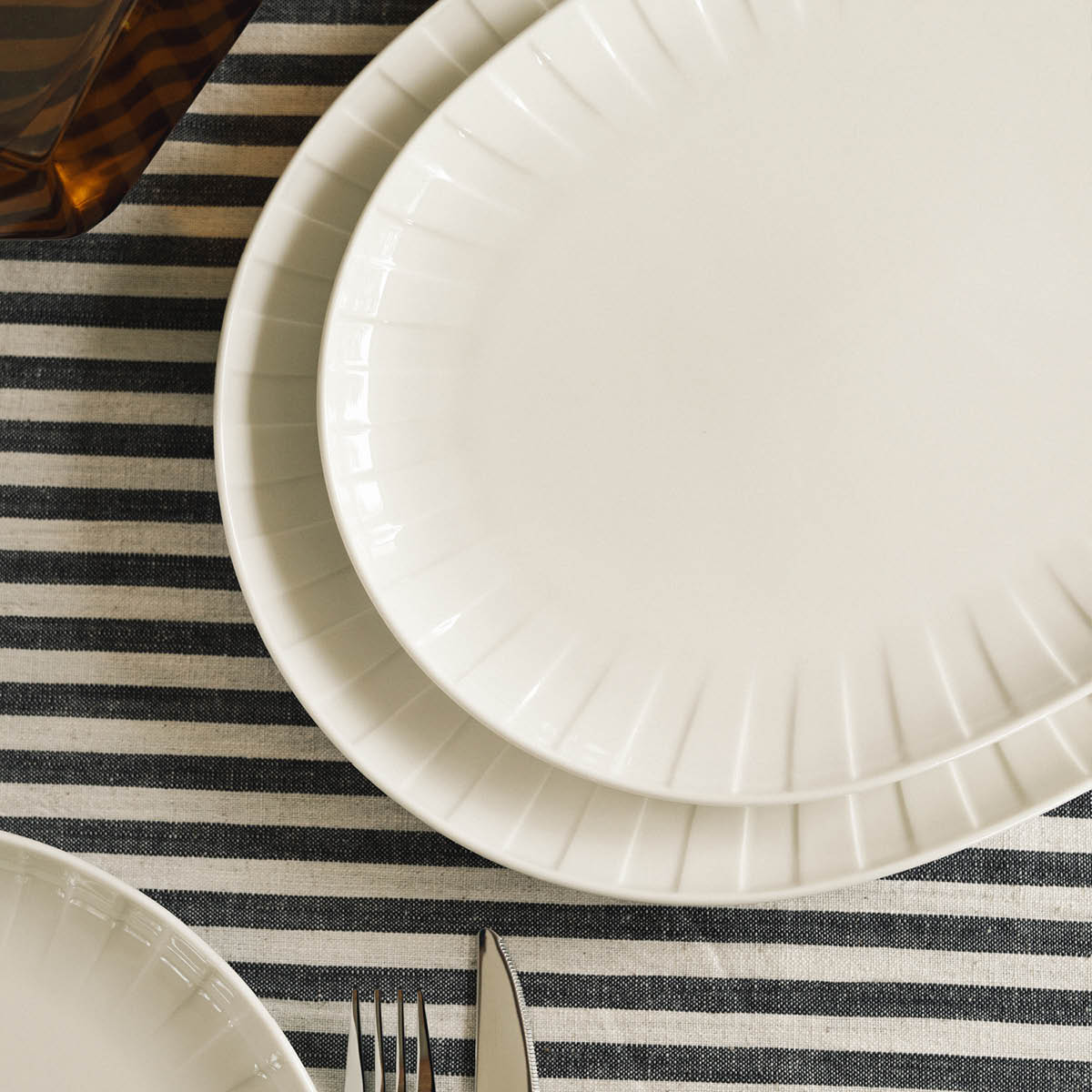 Stiernholm Senja serveringsfat oval 23x30 cm vit