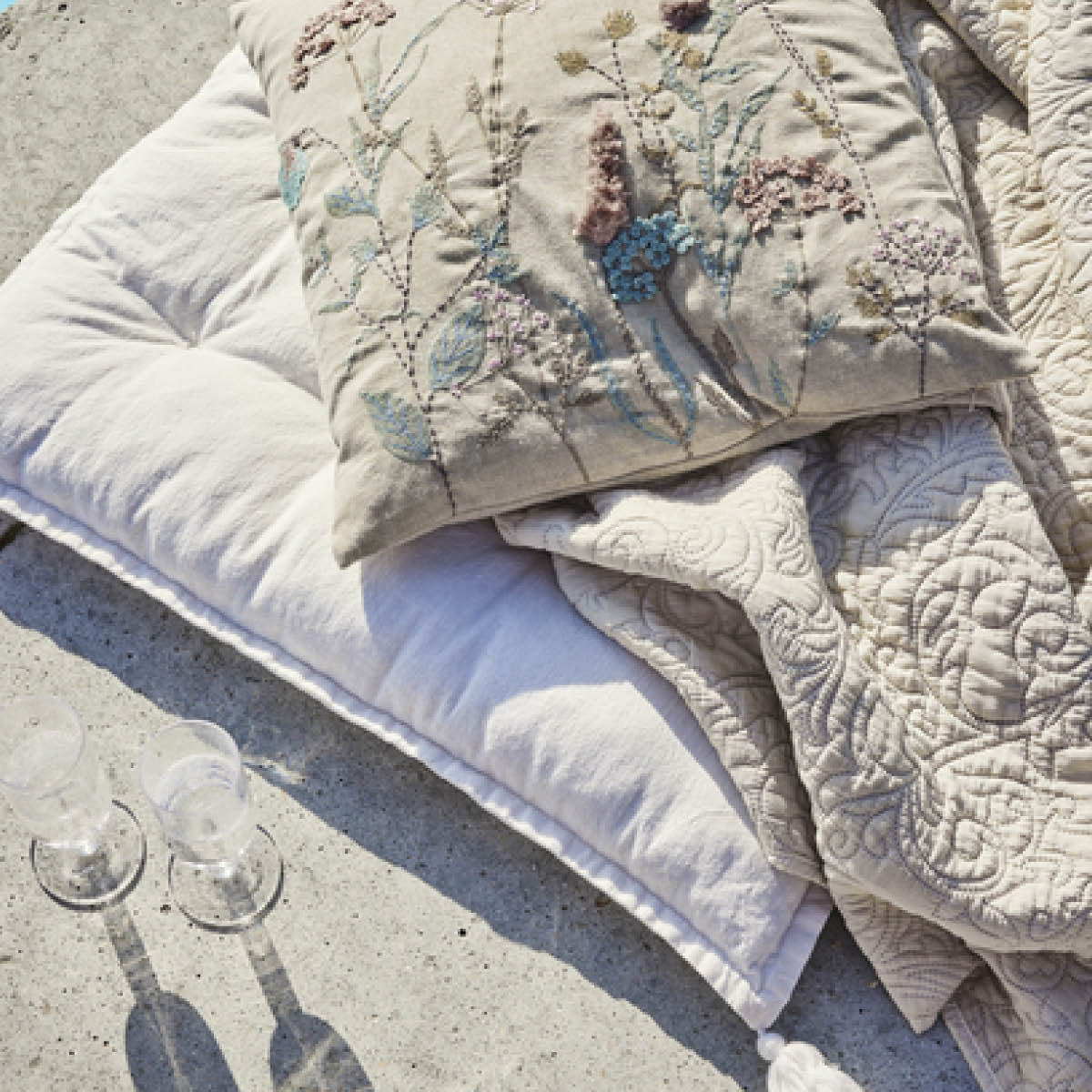 Lene Bjerre Felima madrass 190x7 cm vit