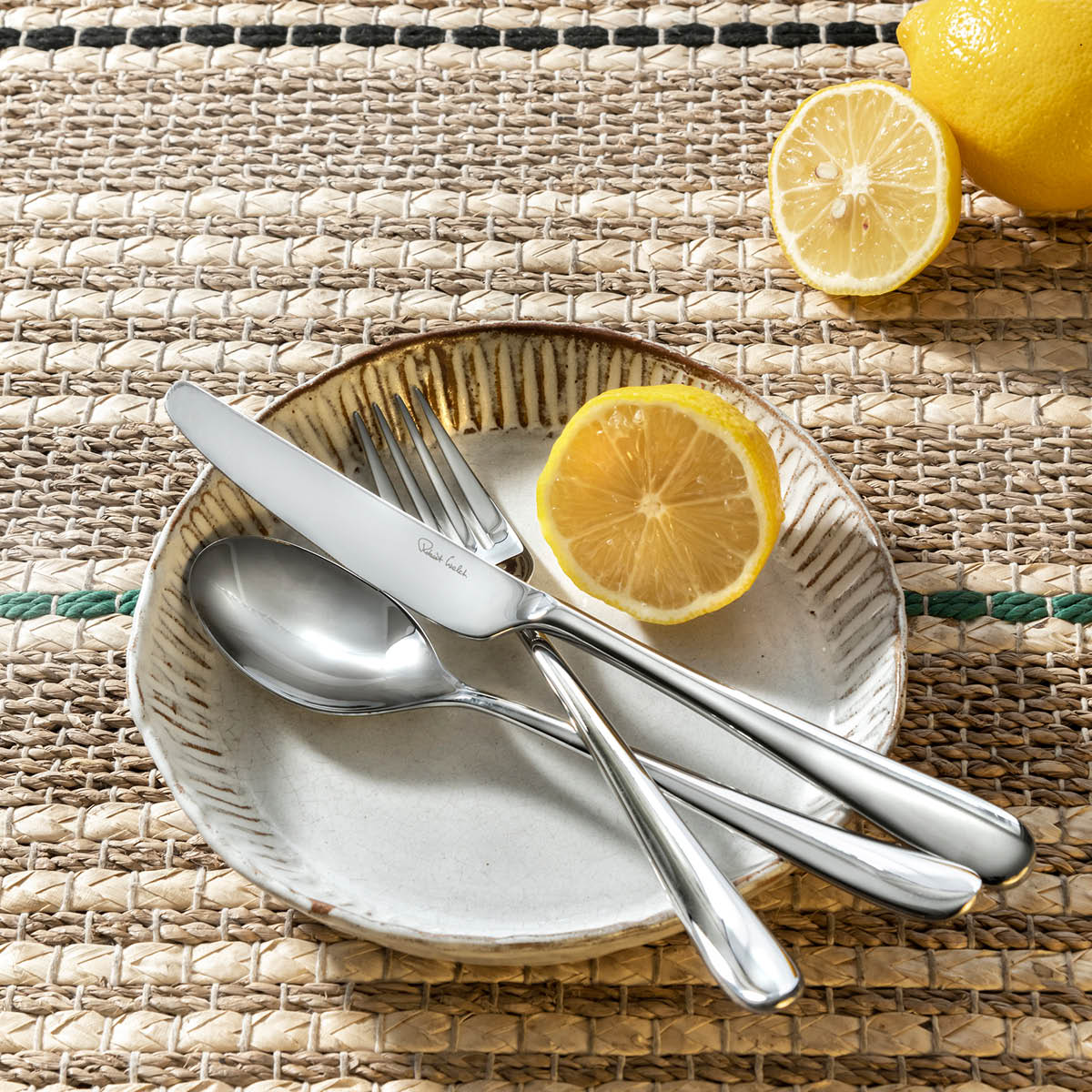 Robert Welch Kingham bestikksett 24 deler