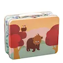 Skog med björn och uggla