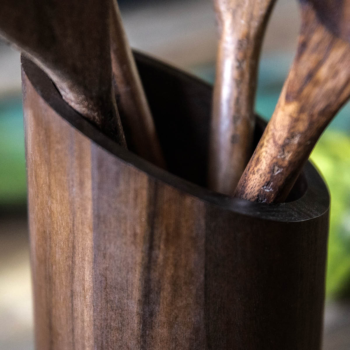 Satake Ruoanlaittovälinesetti telineellä 4 osaa Pähkinäpuu