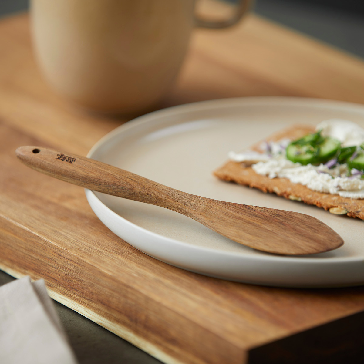 Tareq Taylor Tarragon smørkniv akasietre