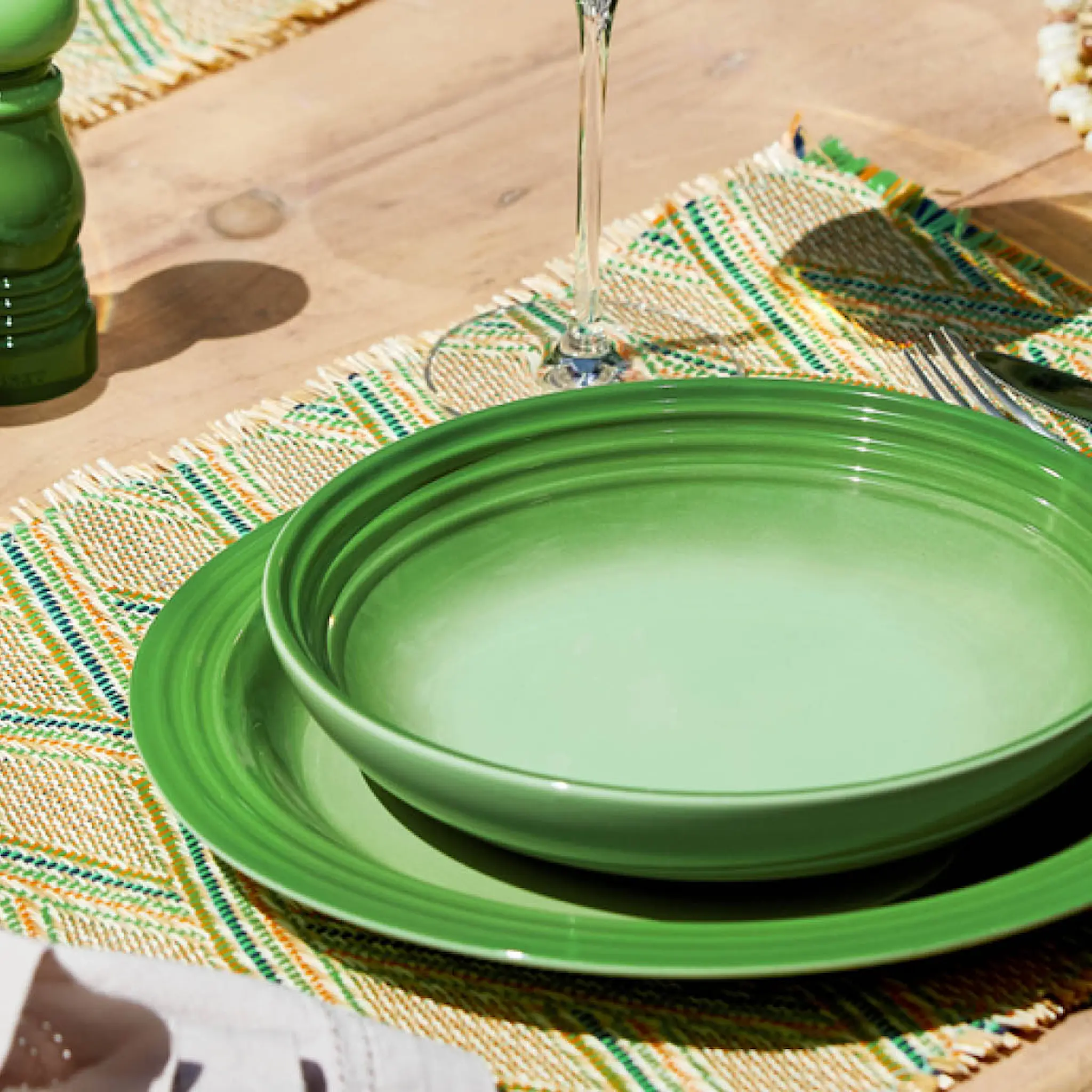 Le Creuset Signature Lautanen 27 cm Bamboo