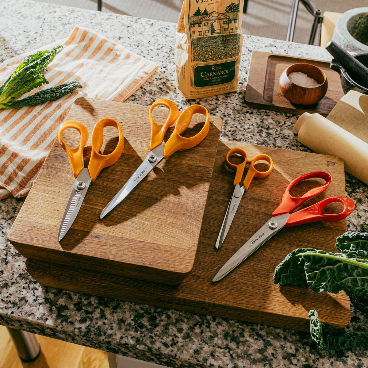 Fiskars Classic universalsaks 21 cm oransje/stål