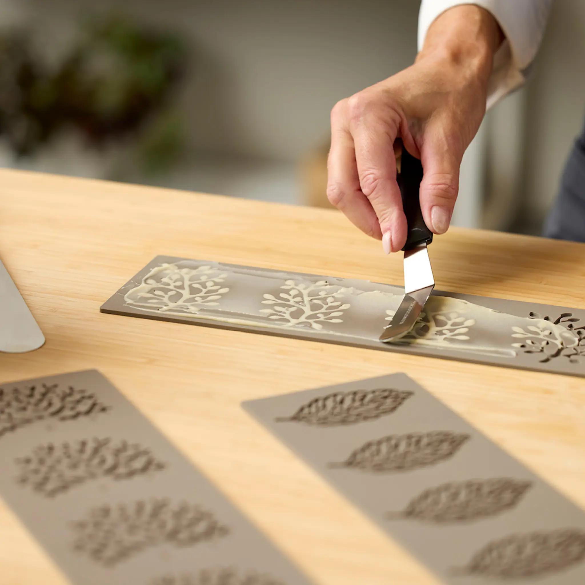 Blomsterberg Bakform Tuile form blad för 4-pack latte