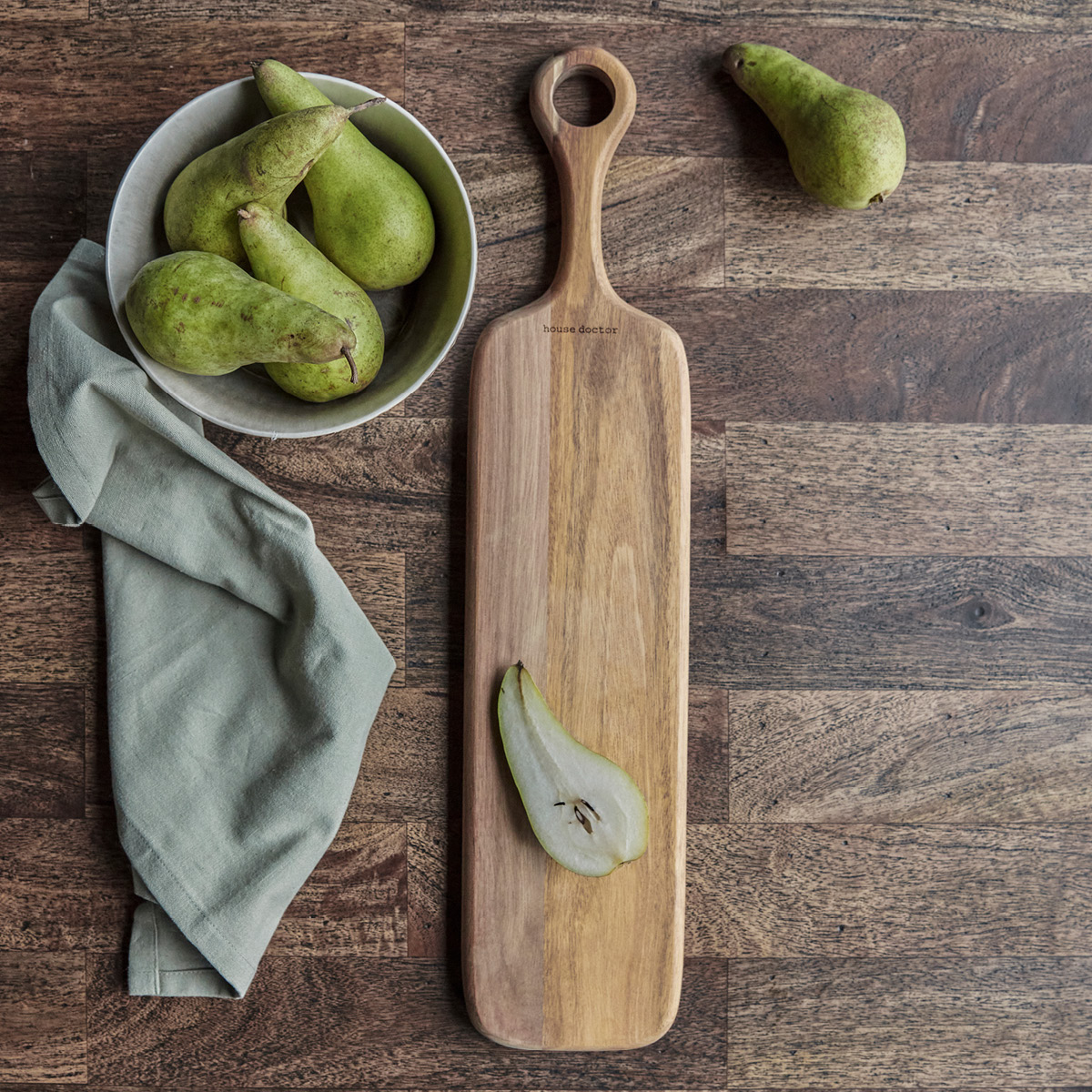 House Doctor Eya skjærebrett i tre 55x12 cm akasie