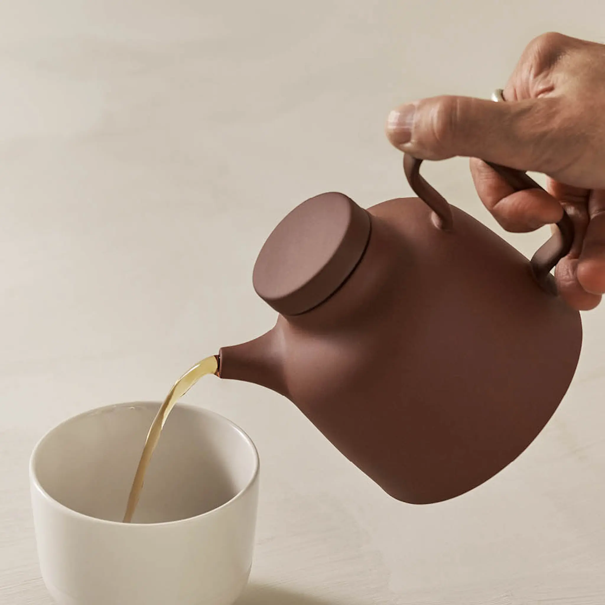 Design House Stockholm Sand Secret Tekanna 0,65 L Röd