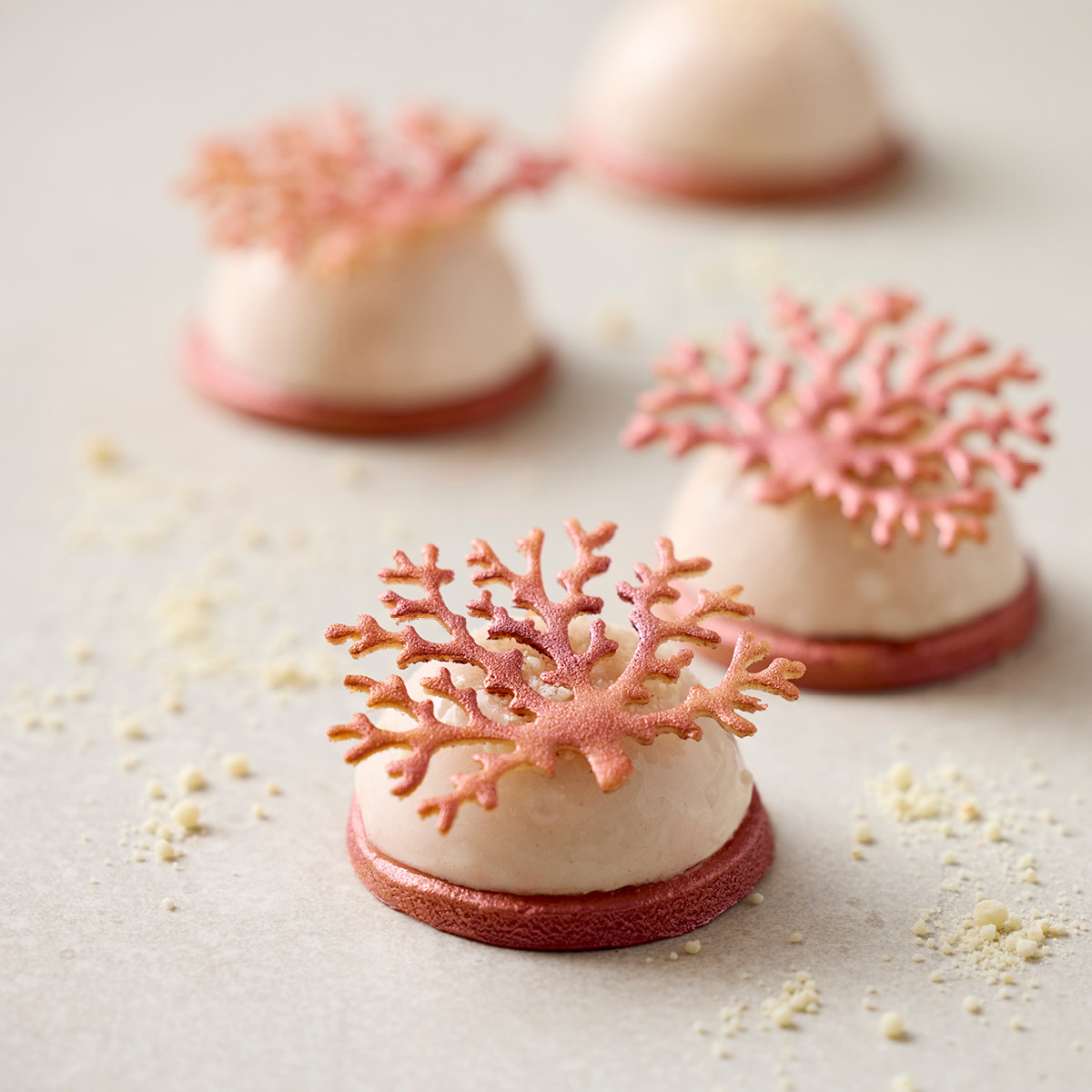 Blomsterberg Tuileform tre til 4 stk latte