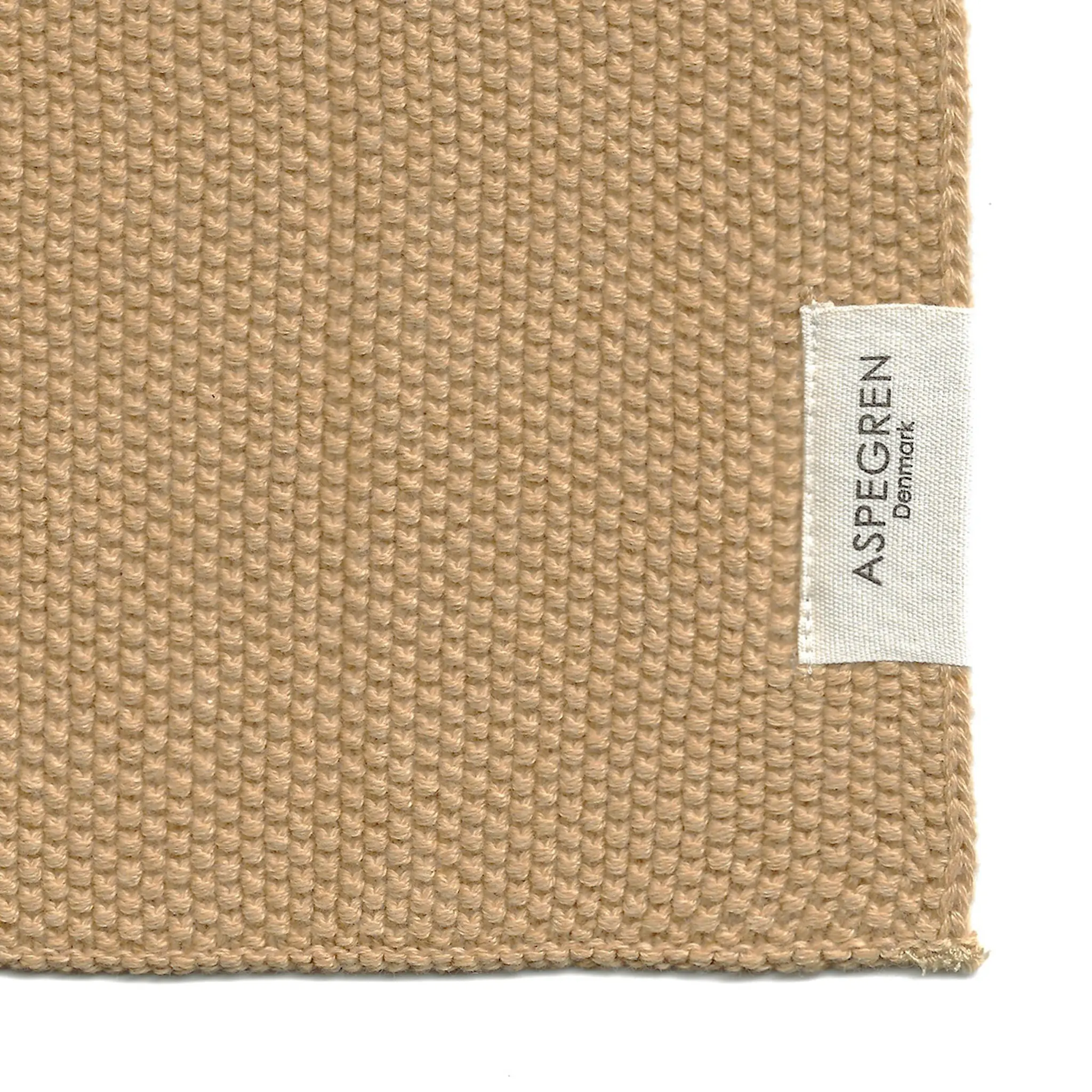 Aspegren Solid disktrasa stickad 26x26 cm 2-pack golden straw