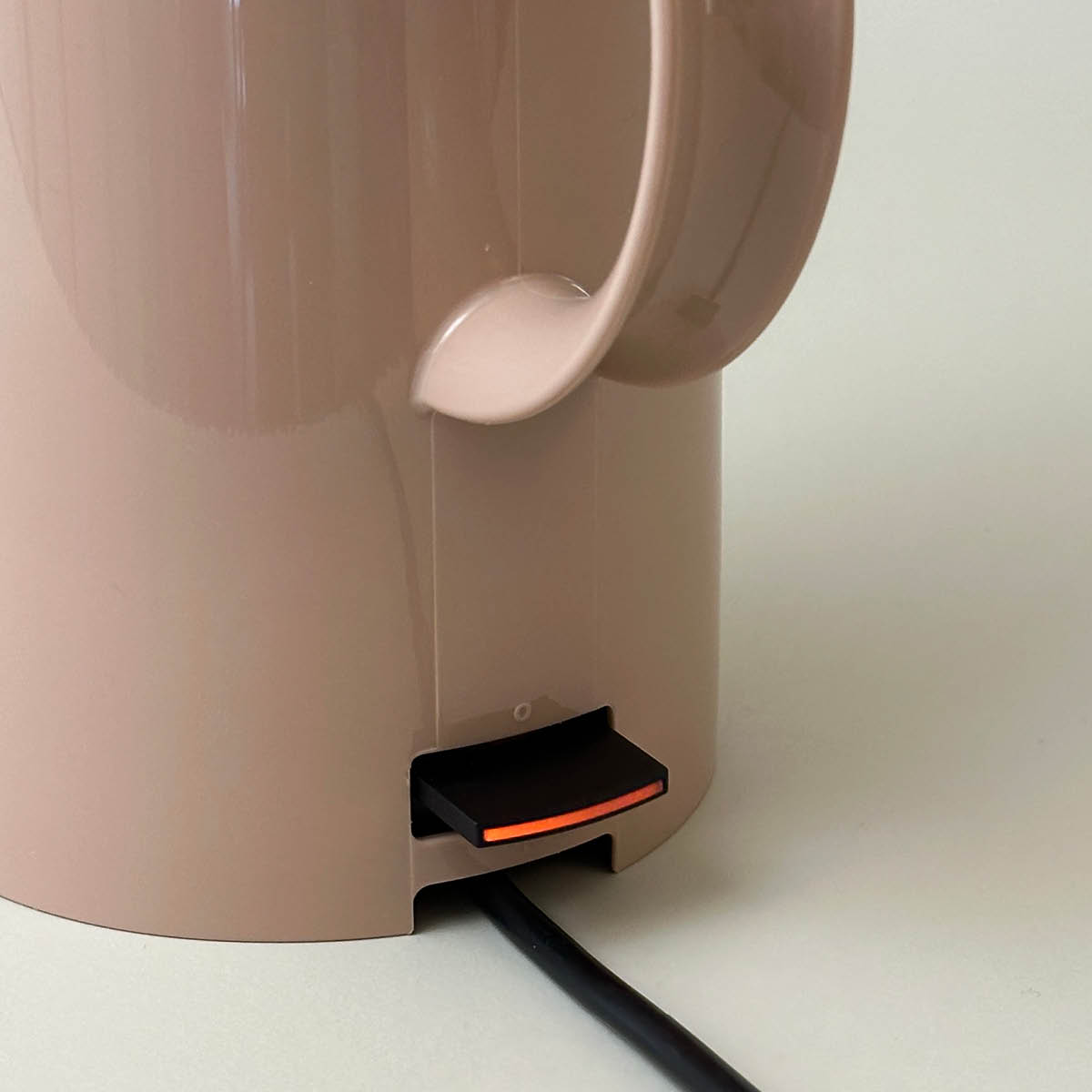 Stelton EM77 Vedenkeitin 1,5 L Heather