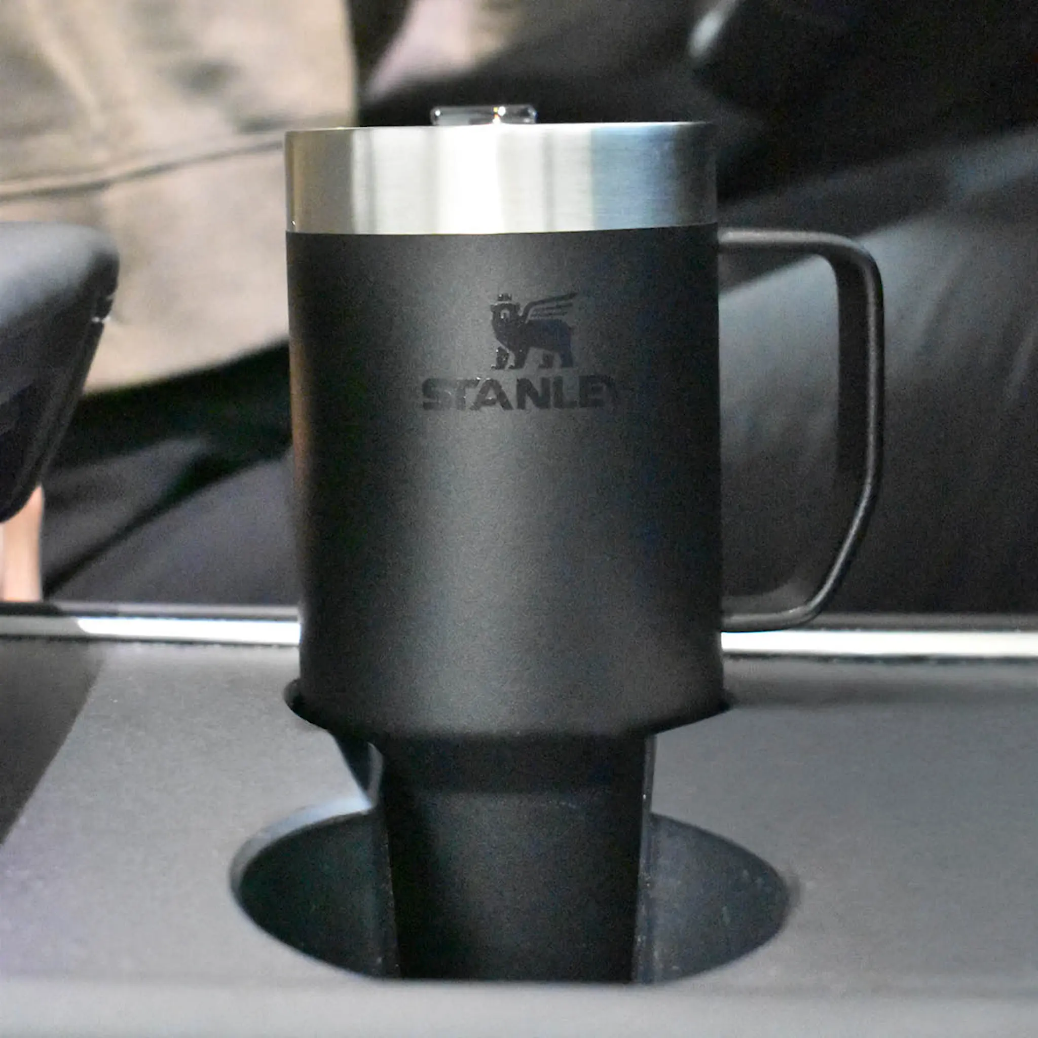 Stanley Everyday Suburban termosmugg 47 cl svart