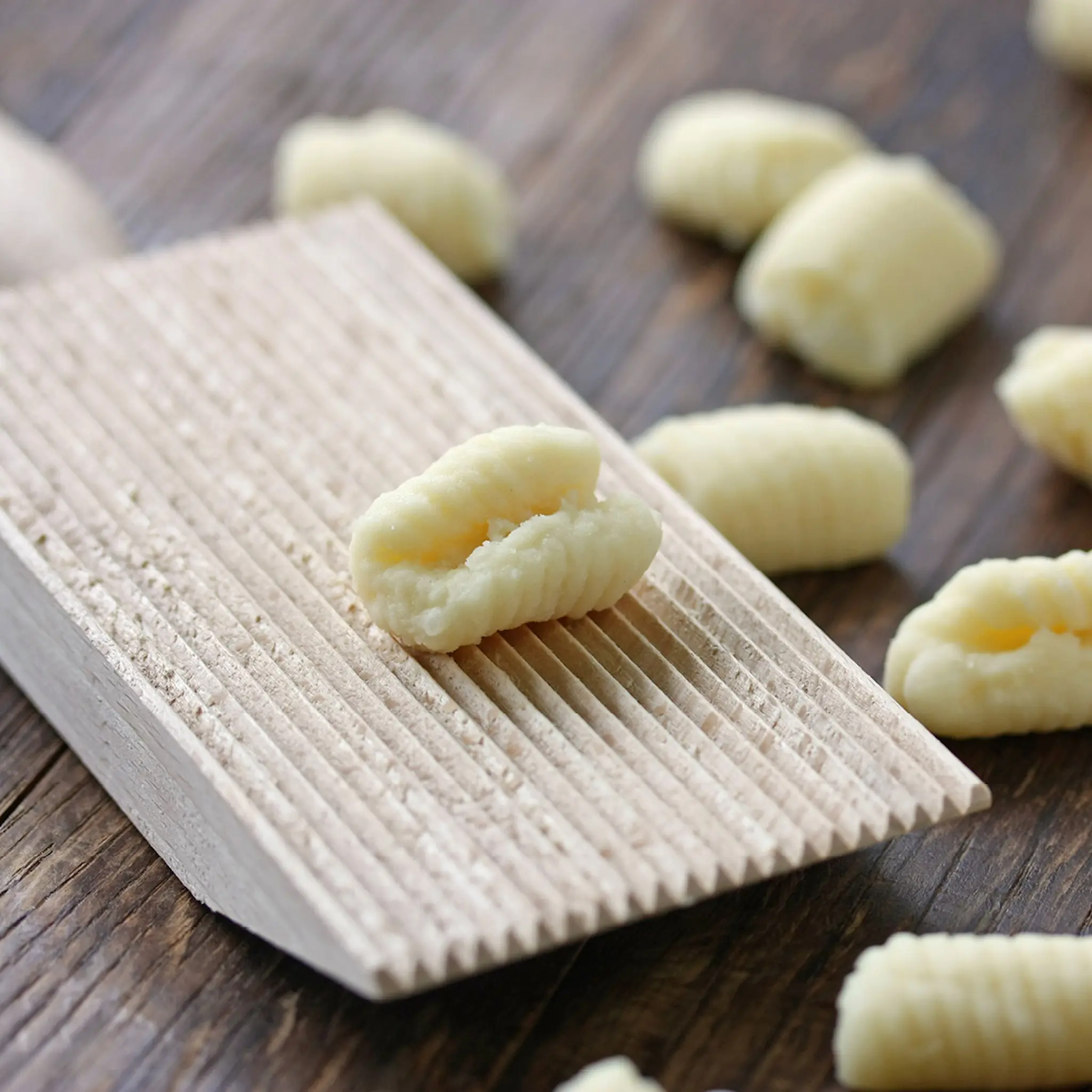 Eppicotispai Gnocchi- och garganellibräda trä