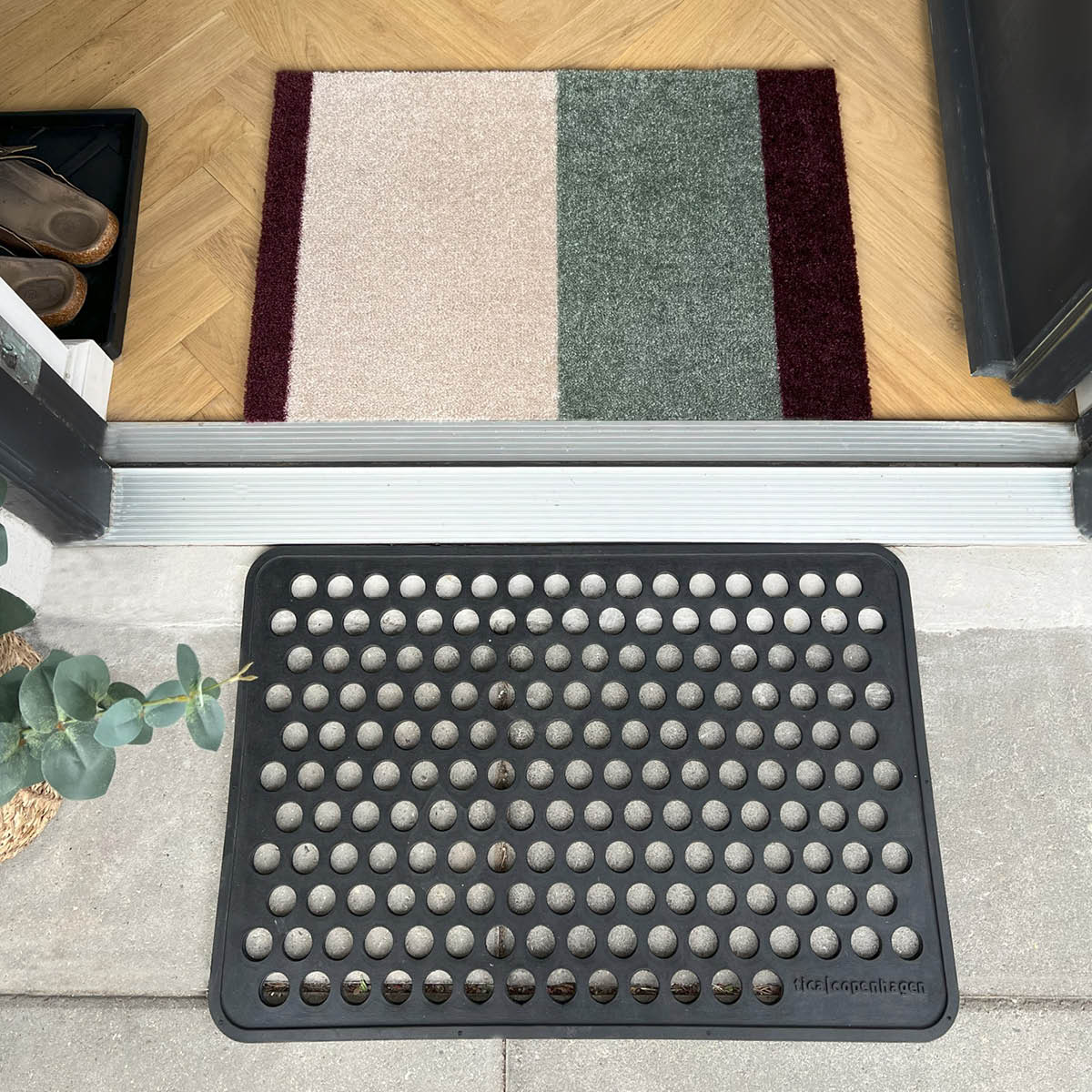 Tica Copenhagen Stripes Horizontally Matto 40x60 cm Bordeaux/Green/Ivory