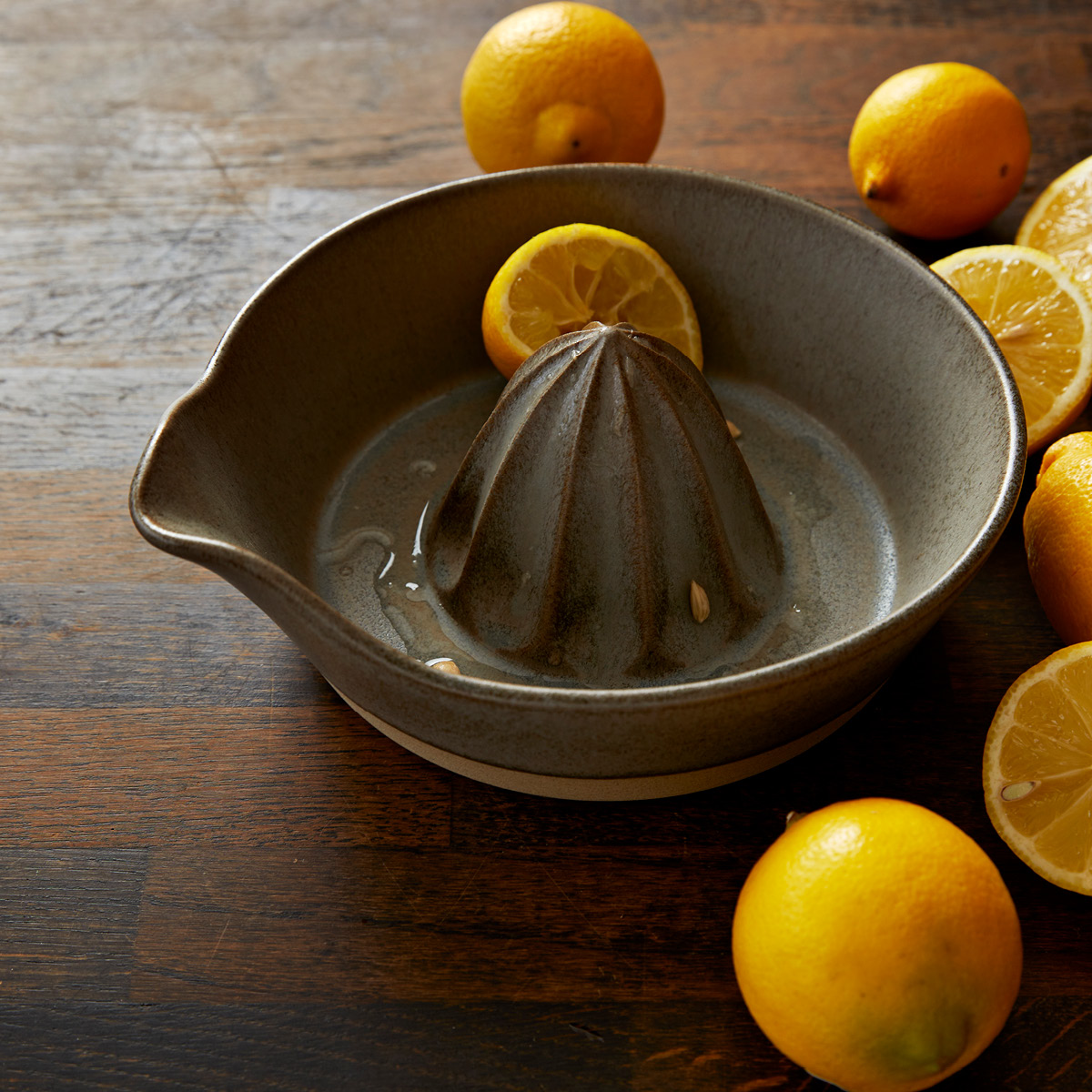 Sthål Rustico citruspress 22 cm olive