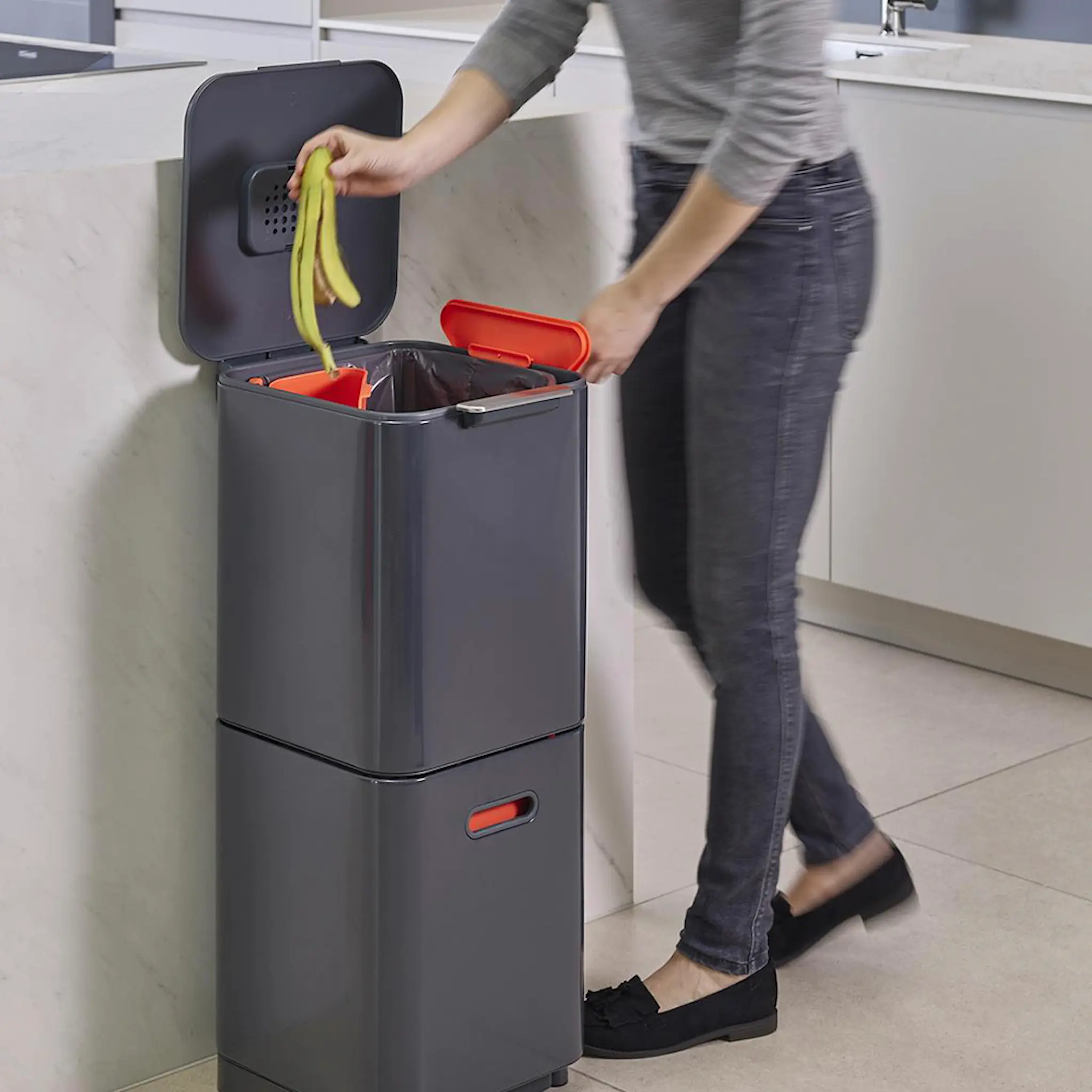Joseph Joseph Totem Compact Avfallsbehållare 40L Grå