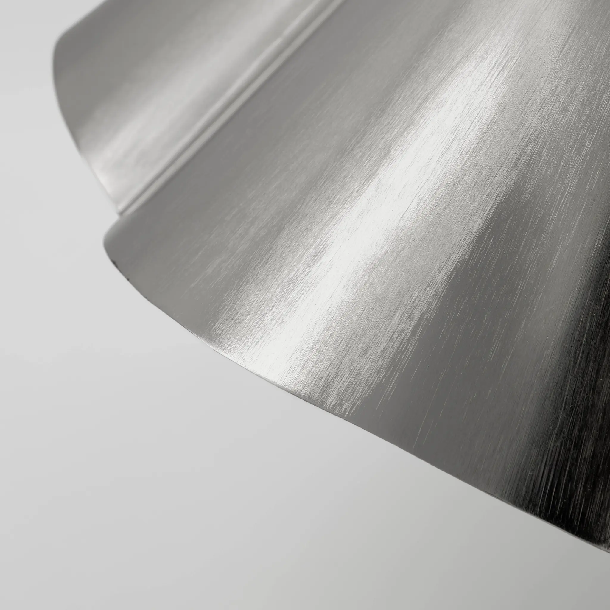 House Doctor Flola taklampe 50 cm børstet sølvfinish