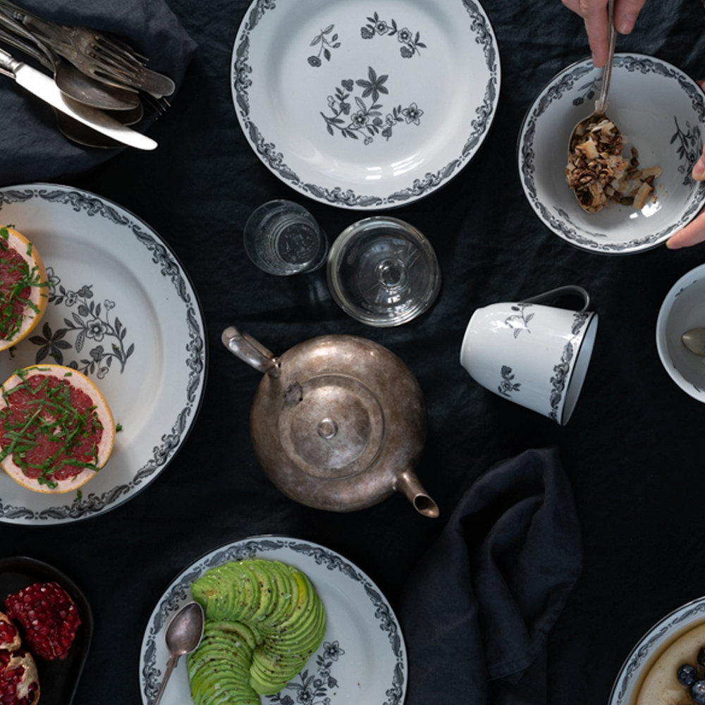 Rörstrand Ostindia  skål 50 cl svart