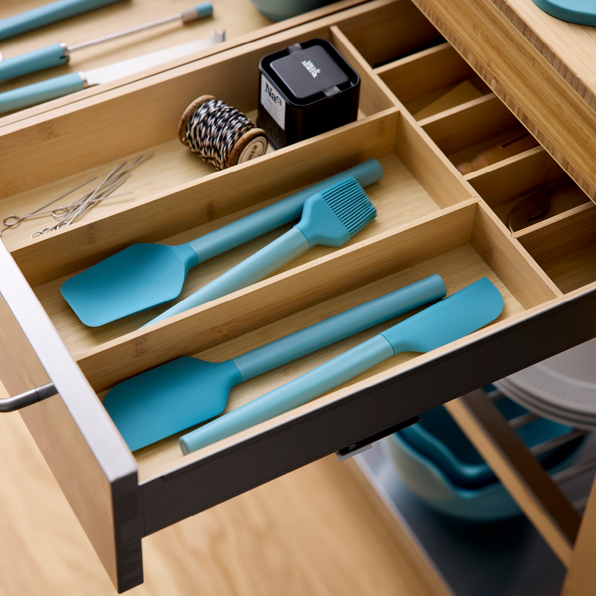 Rosti Emma slikkepottskje 25,2 cm nordic green