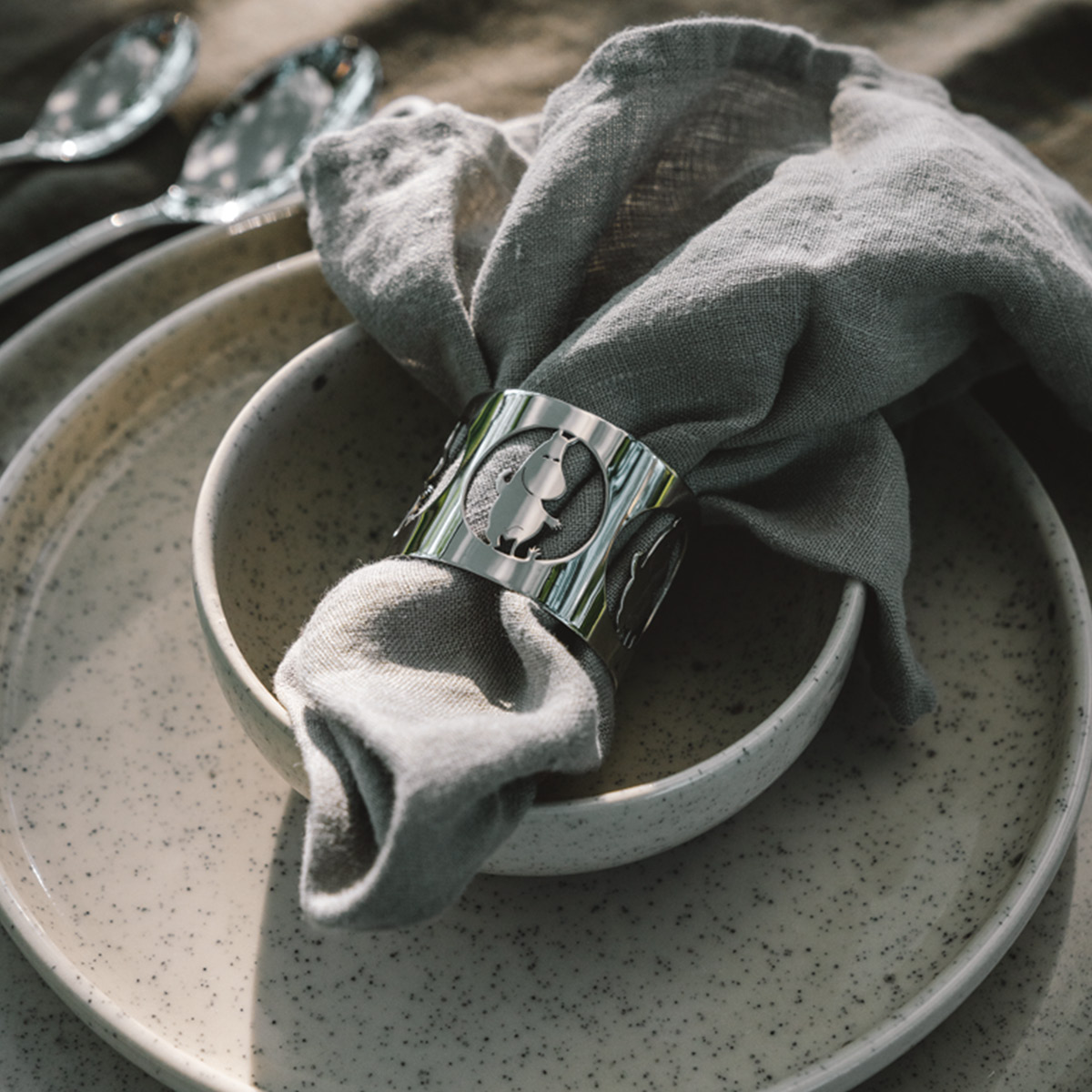 Hilke Hilke x Mumin Servettringar 5 cm 2-pack Mumintrollet Förnicklad Mässing