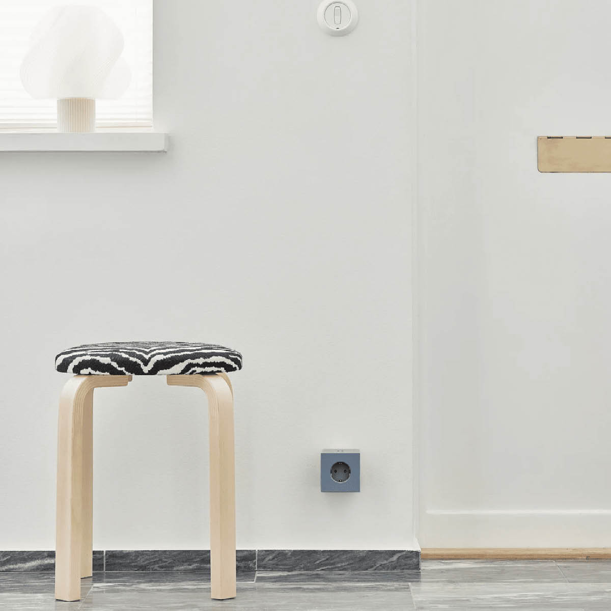 Avolt Square 2 USB-C 30W Shark Blue