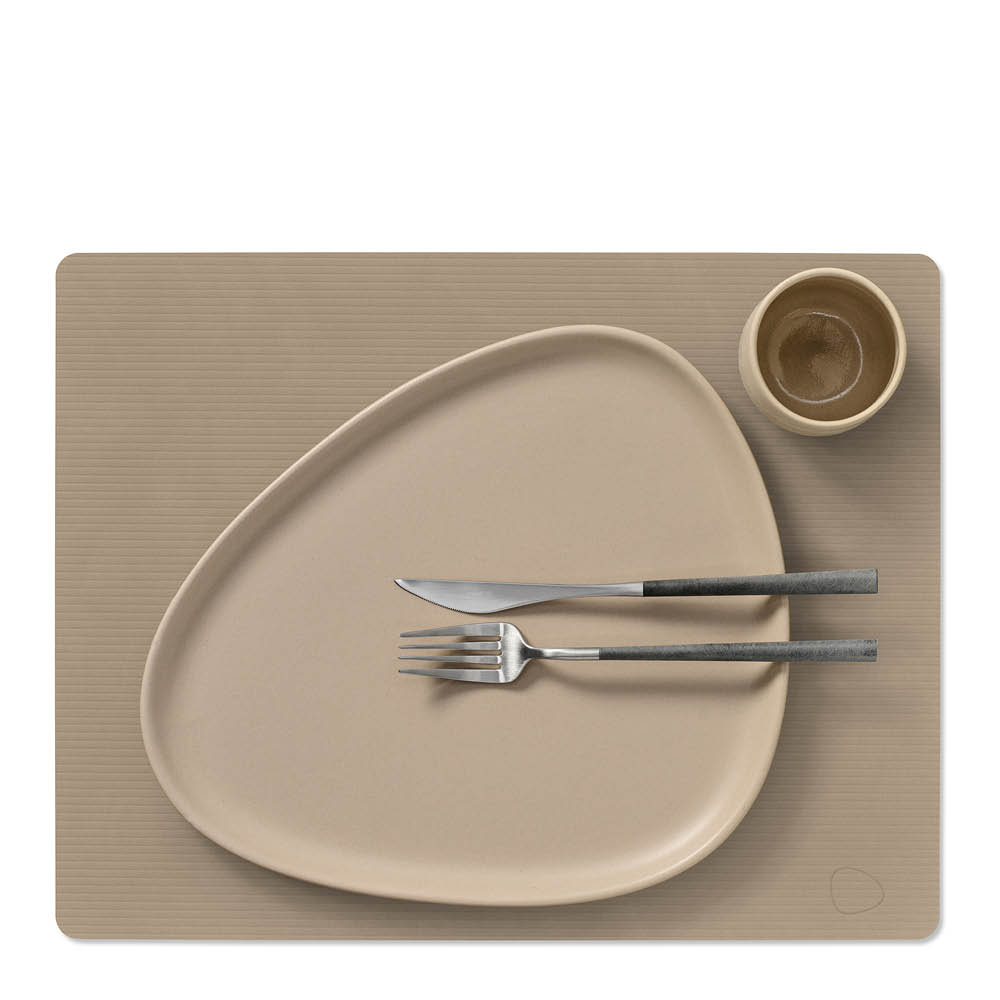 LIND DNA Square Corduroy Pöytätabletti 35x45 cm Clay Brown