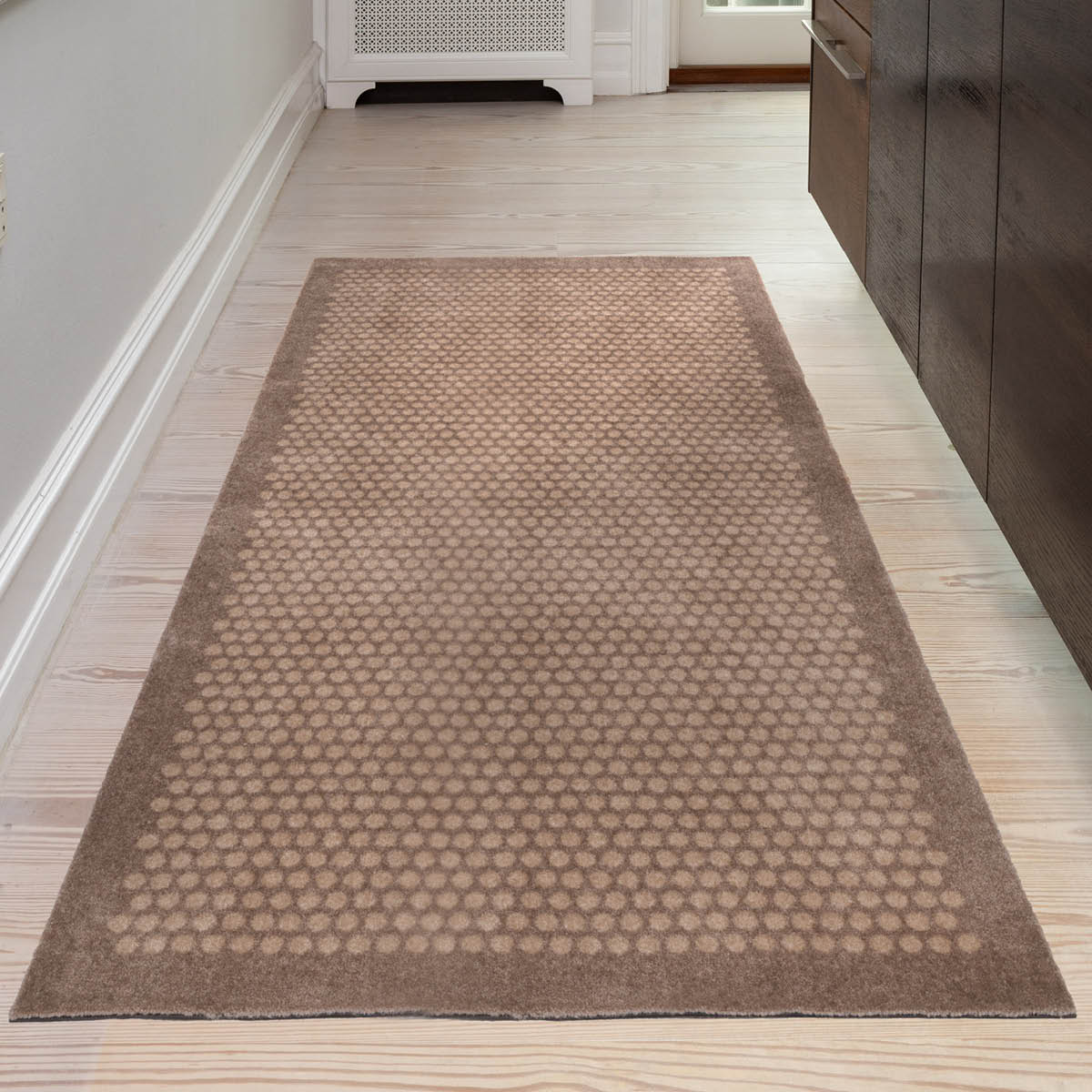 Tica Copenhagen Dot gulvmatte 200x90 cm beige