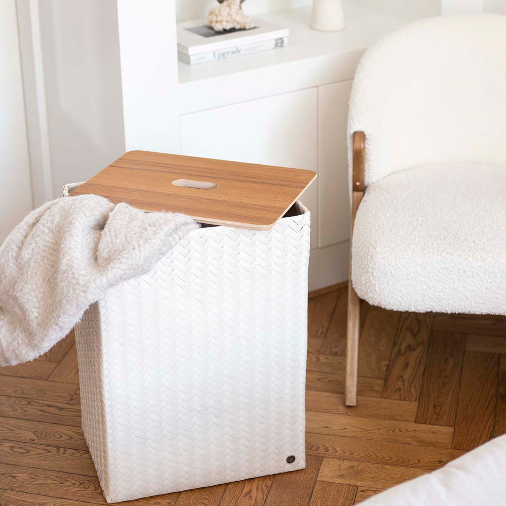 Handed By Grand superb tvättkorg med lock 44x31x60 cm champagne