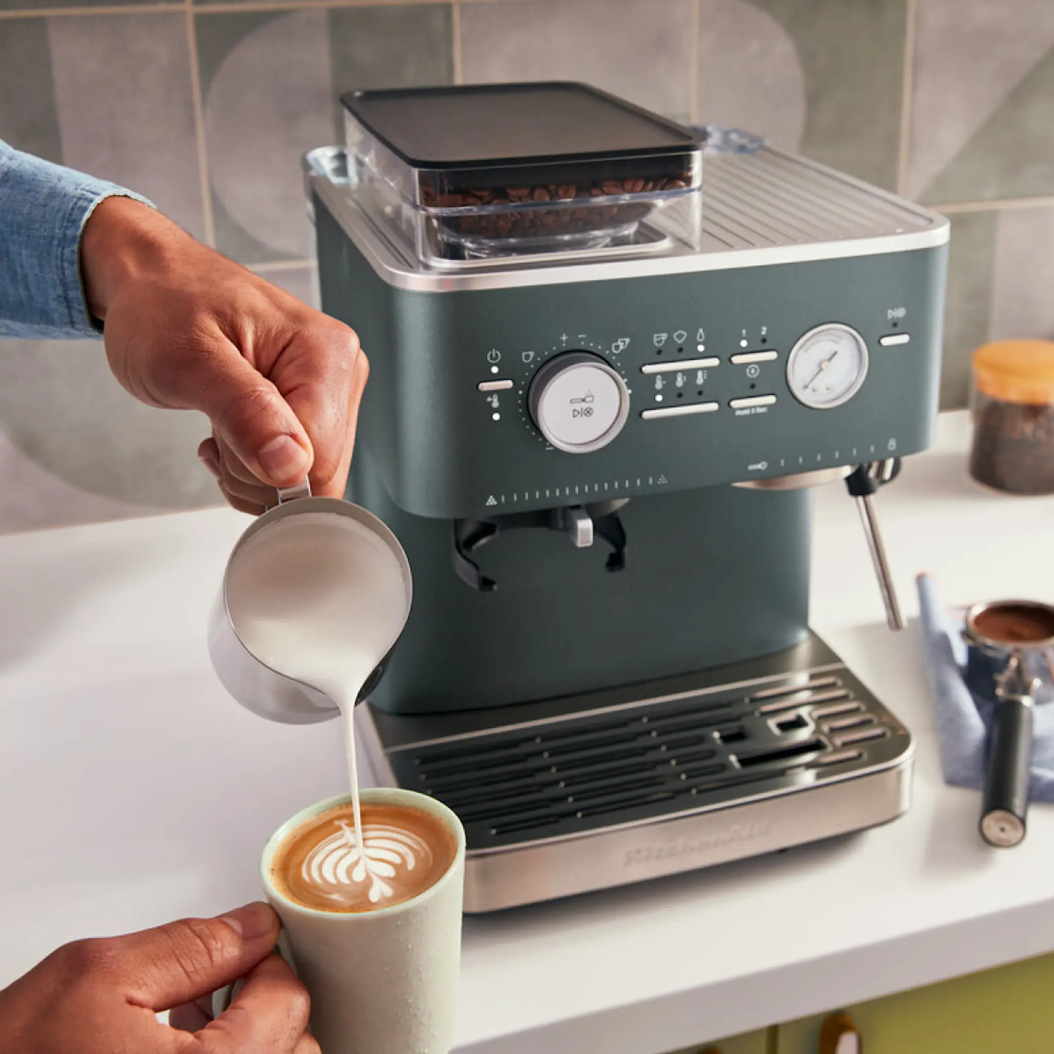KitchenAid Espressomaskin med kvarn halvautomatisk 5KES6551 juniper