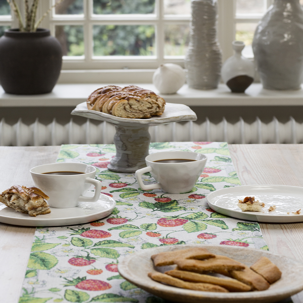 Ekelund Jordbær løper 35x120 cm