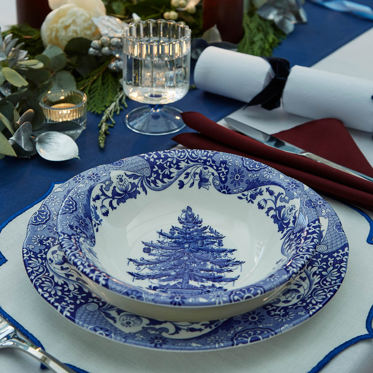 Spode Blue Italian Christmas Tree skål 20 cm blå/hvit