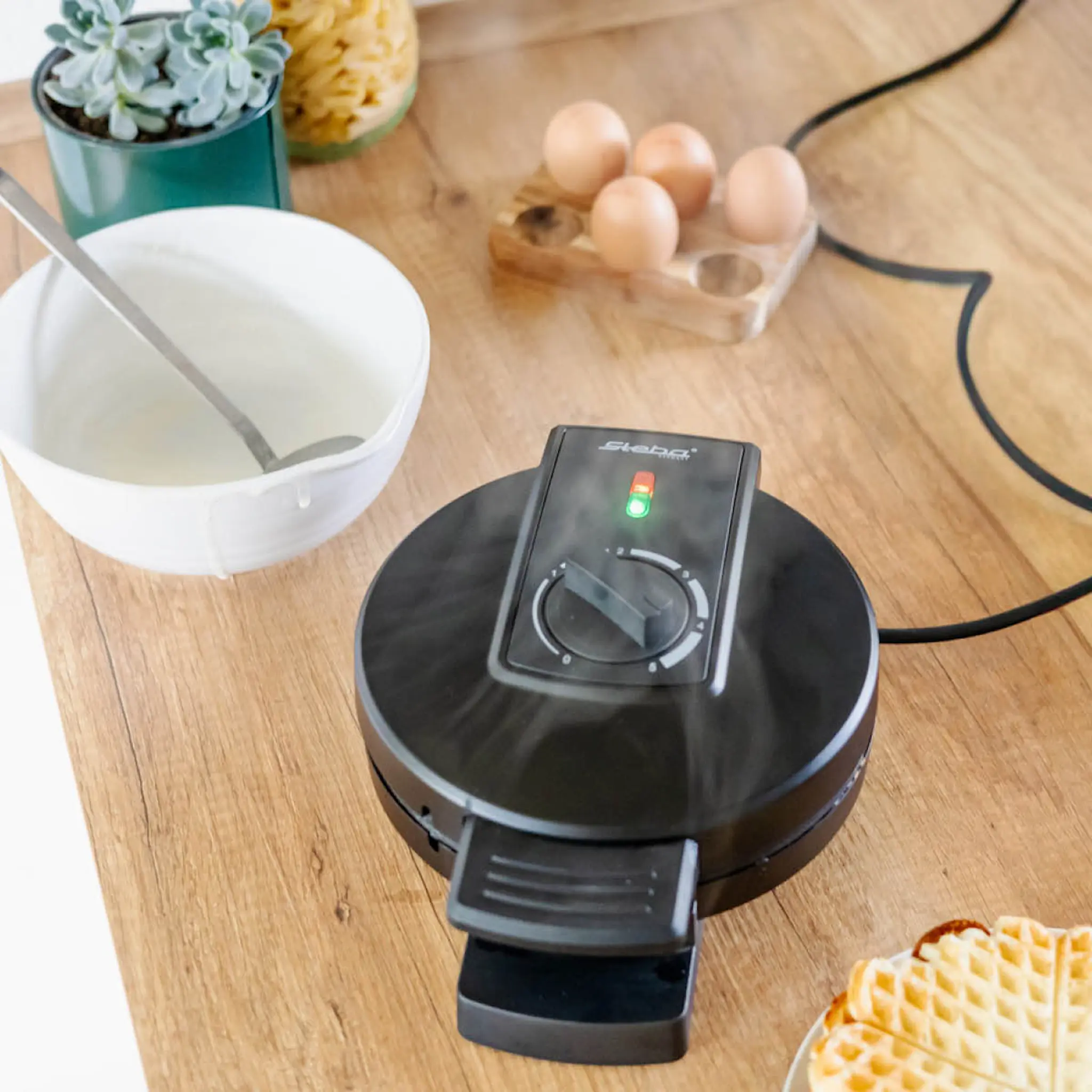 Steba Våffeljärn XL 5 hjärtan 900W 18,5 cm svart