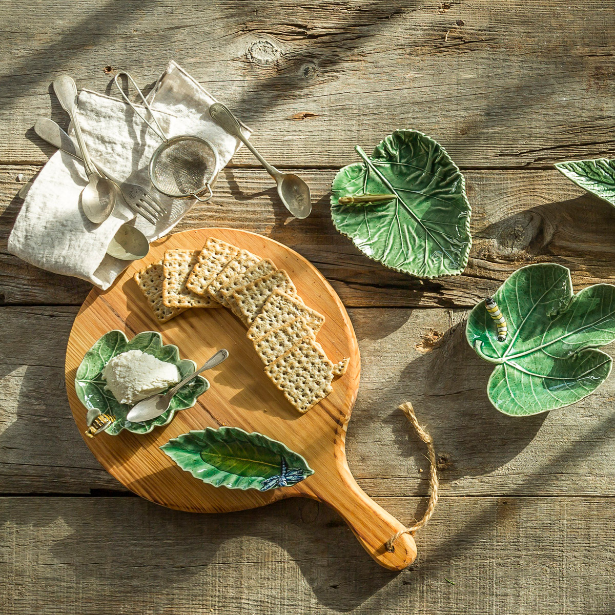 Bordallo Pinheiro Countryside Leaves Skål Trollslända 16x6,5 cm Grön